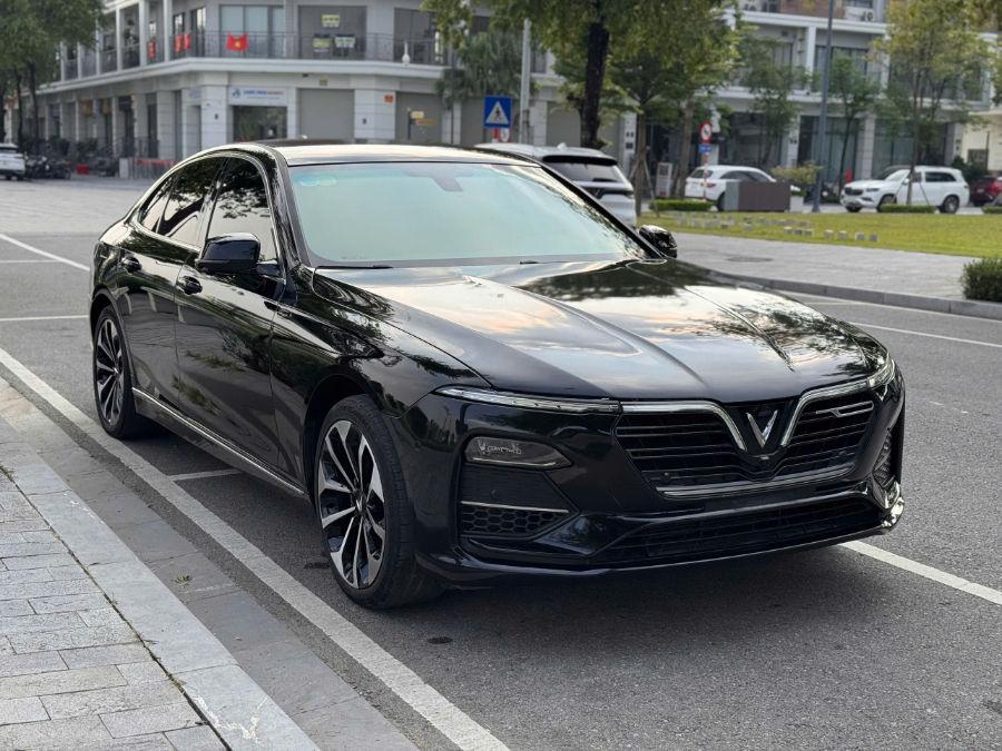Hình ảnh xe Lux A Pre Đen Nt Đen 2020