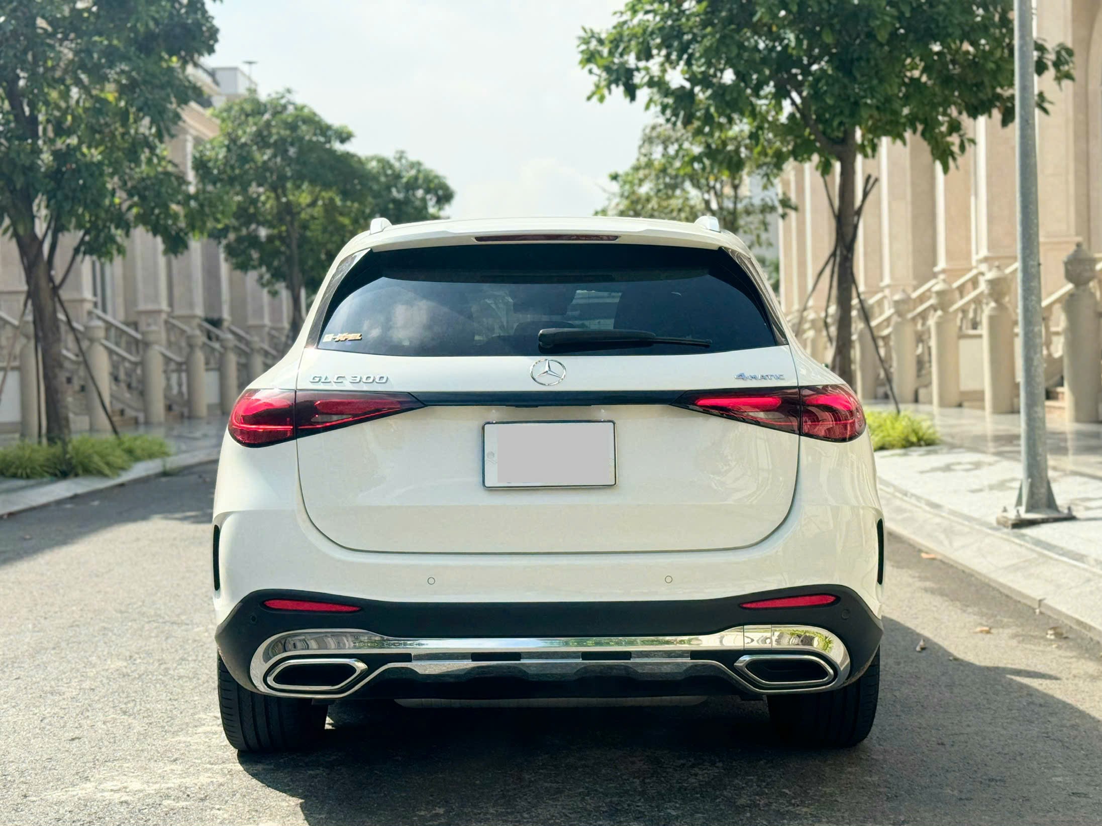 Hình ảnh xe Mercedes Benz GLC 300 2023 all new đklđ 2024