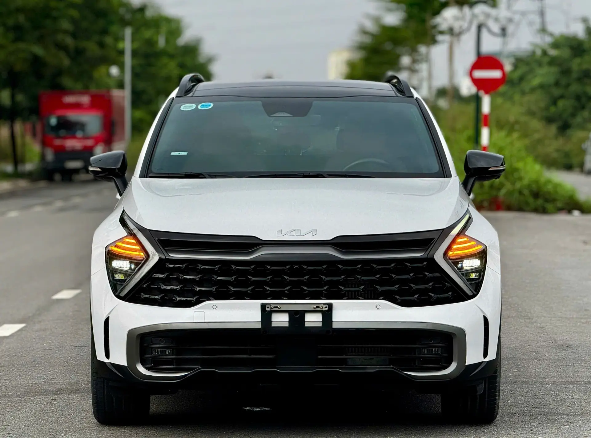 Hình ảnh xe Kia Sportager Signature Xline 2.0AT Dầu, 2022, Trắng