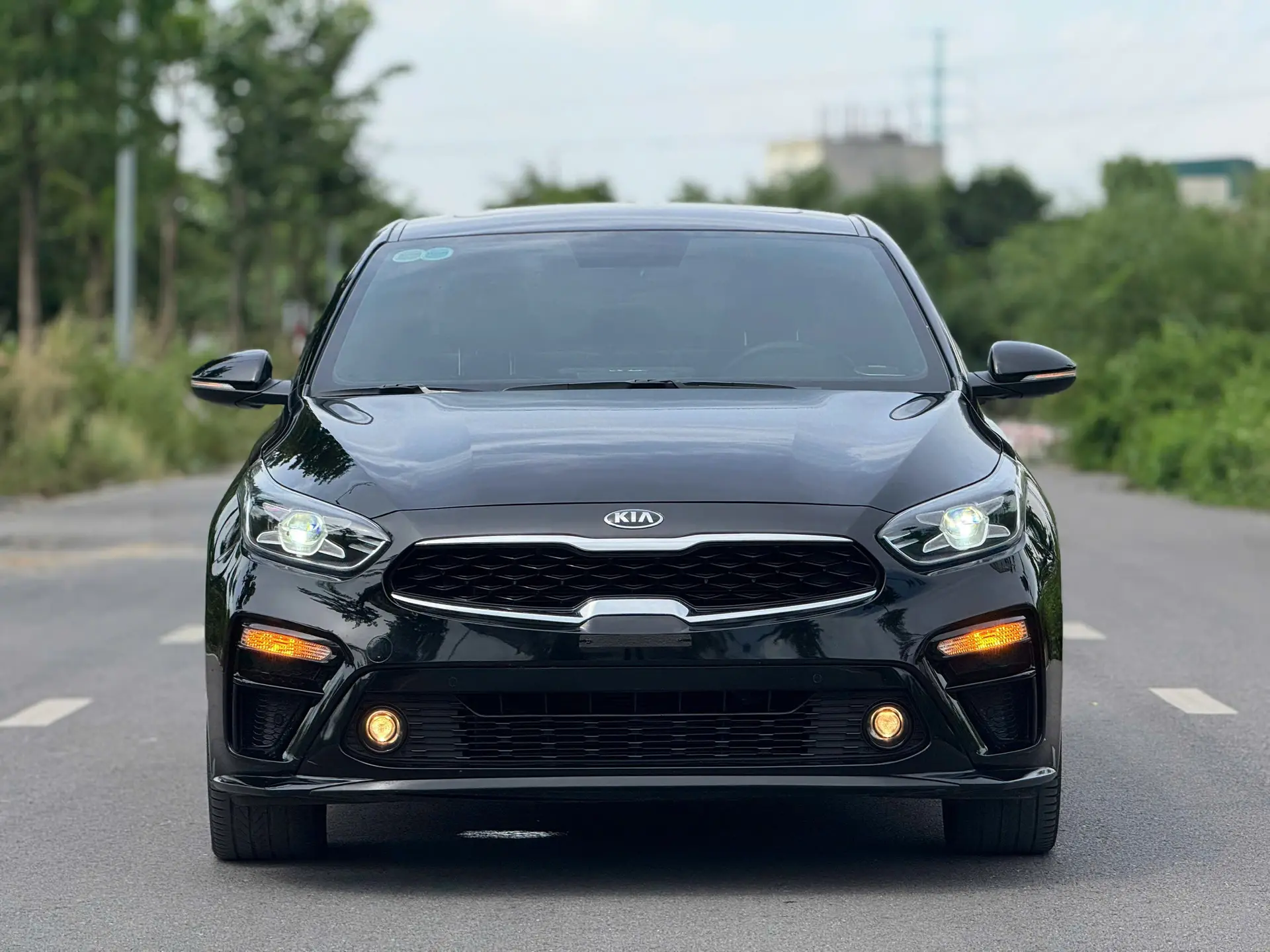 Hình ảnh xe Kia Cerato Premium 2.0AT 2020 Đen