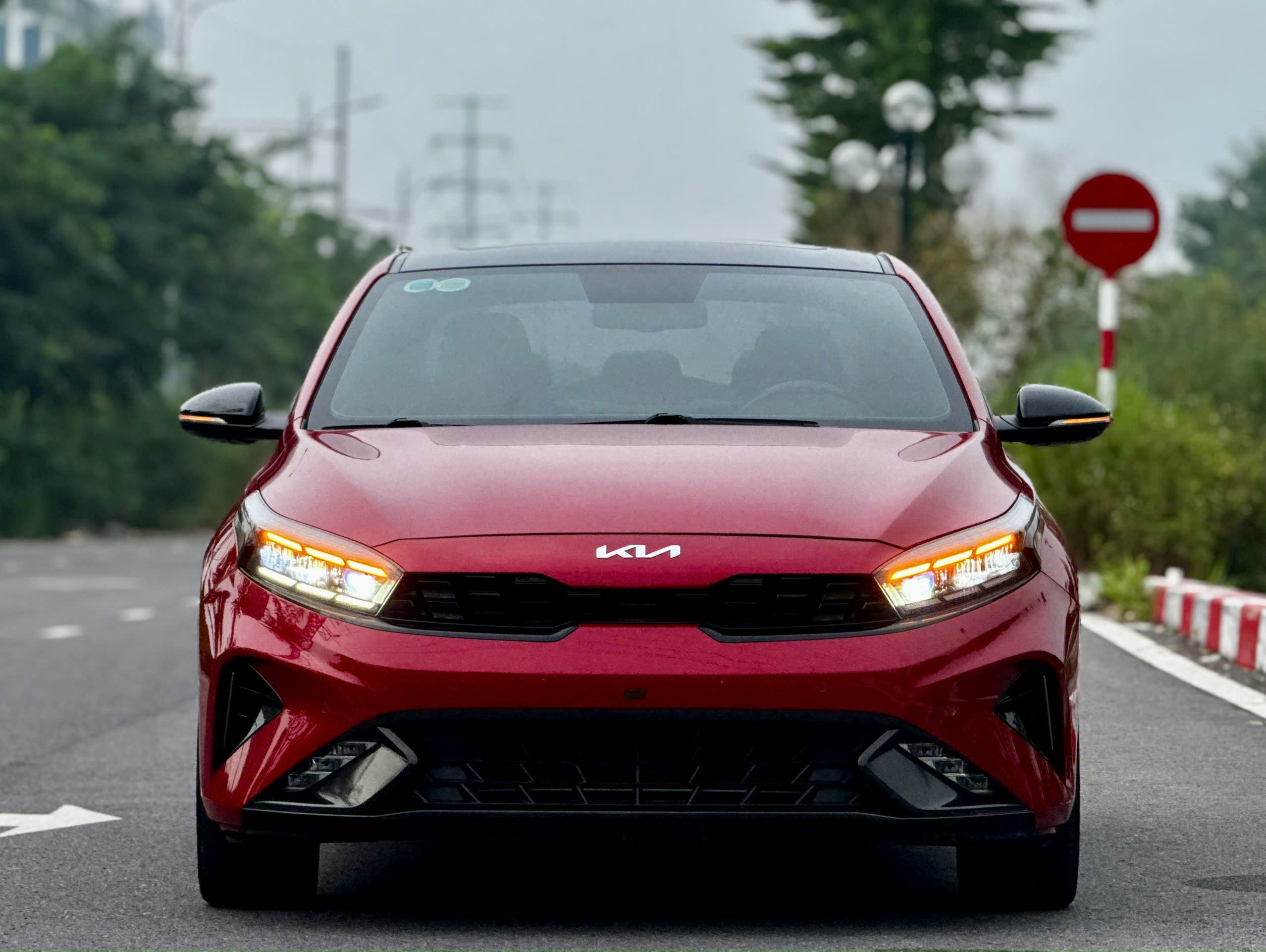 Hình ảnh xe Kia K3 2.0AT Premium 2022, Đỏ