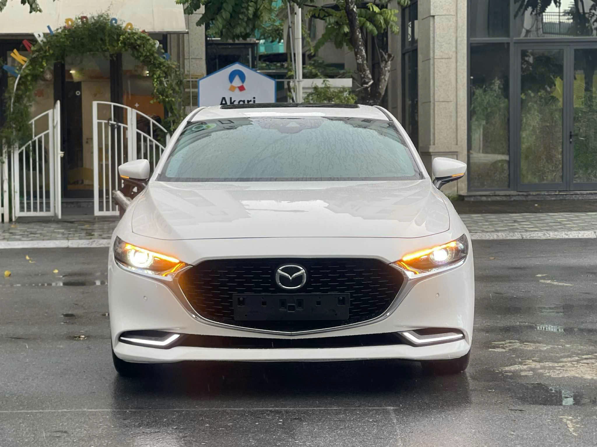 Hình ảnh xe Mazda 3 premium 2021 - 90000KM