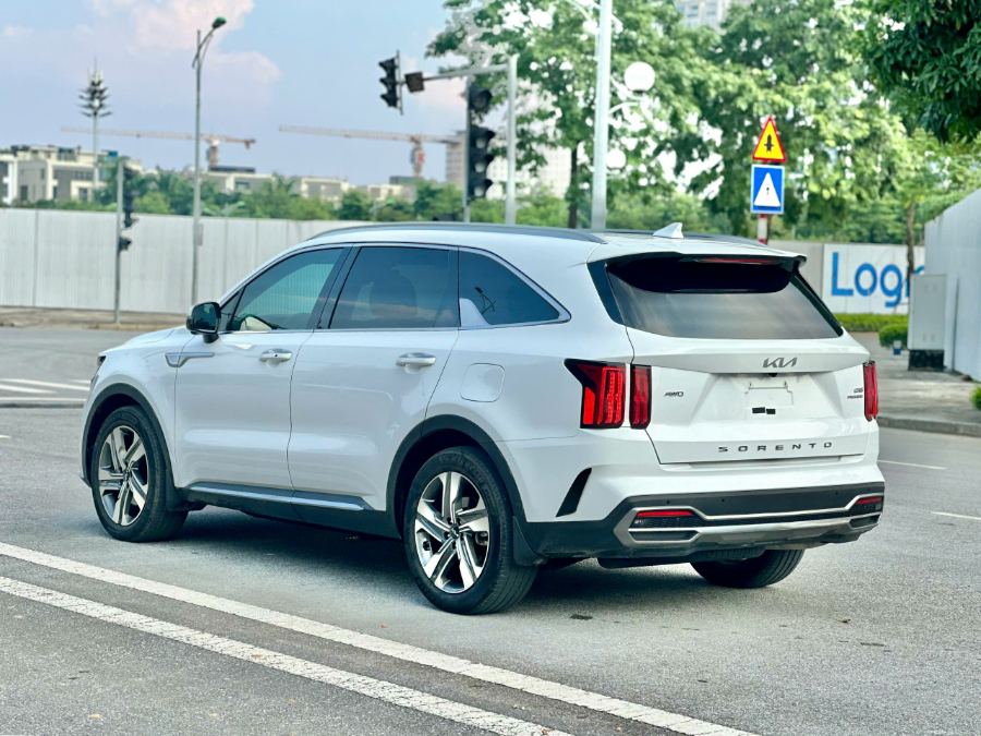 Hình ảnh xe KIA SORENTO 2.2D PREMIUM 2021 - 38.000KM