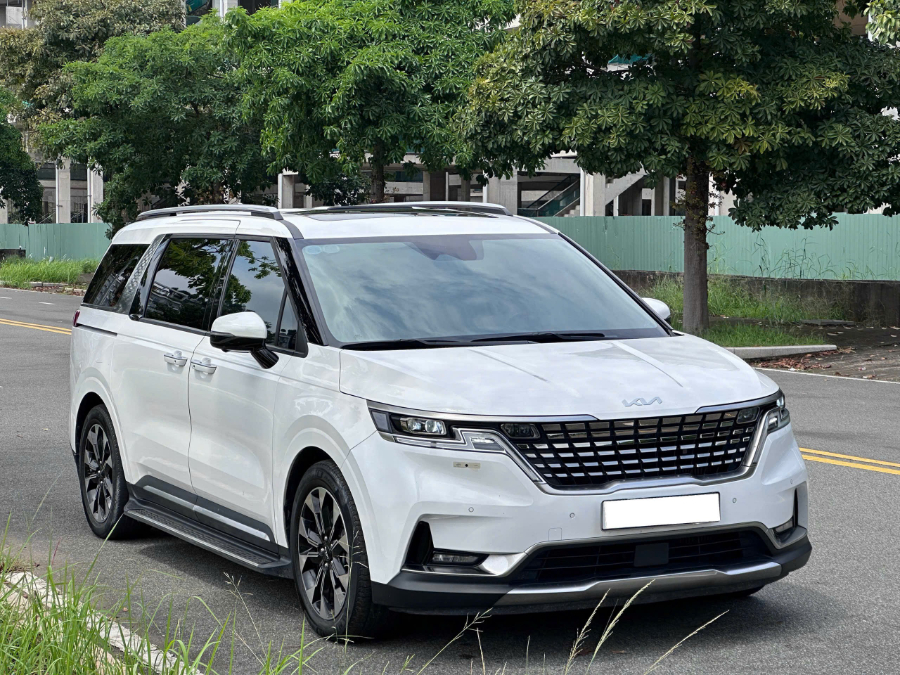 Hình ảnh xe KIA CARNIVAL 2.2D SIGNATURE 2023 - 46.000KM