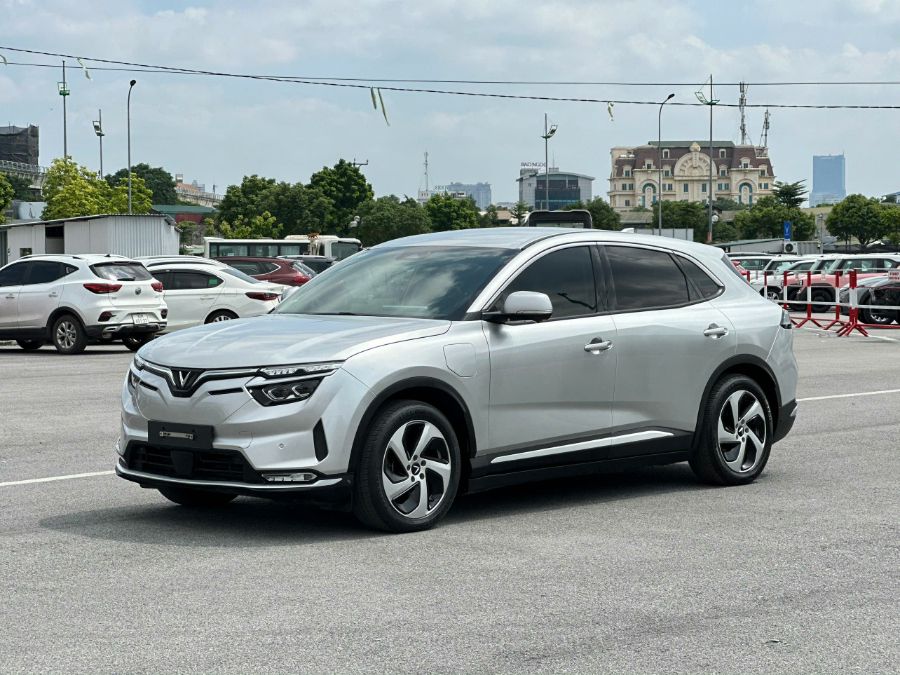 Hình ảnh xe VINFAST VF8 ECO 2023 - 57.000KM