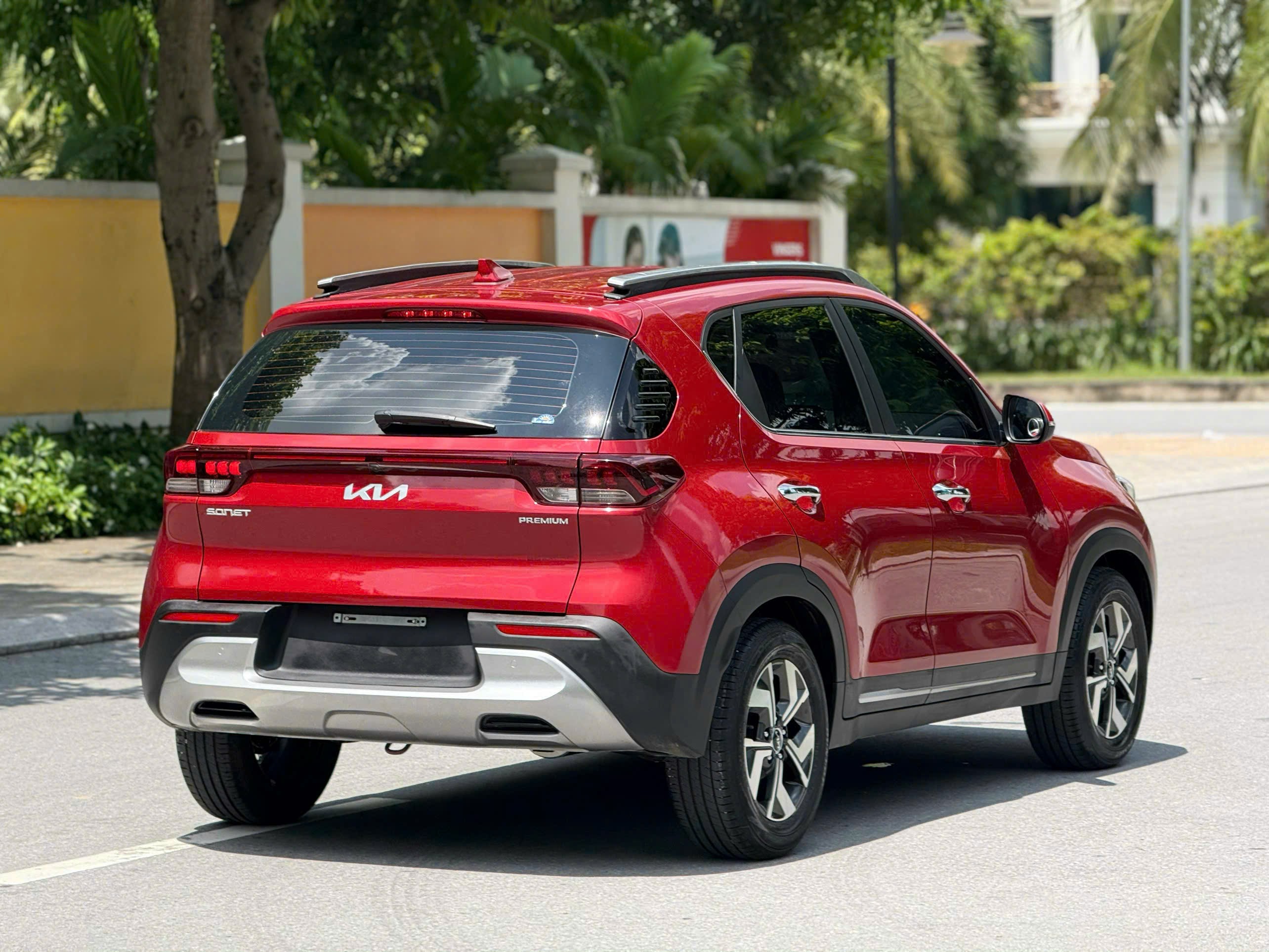 Hình ảnh xe KIA SONET PREMIUM 2023 - 40.000KM