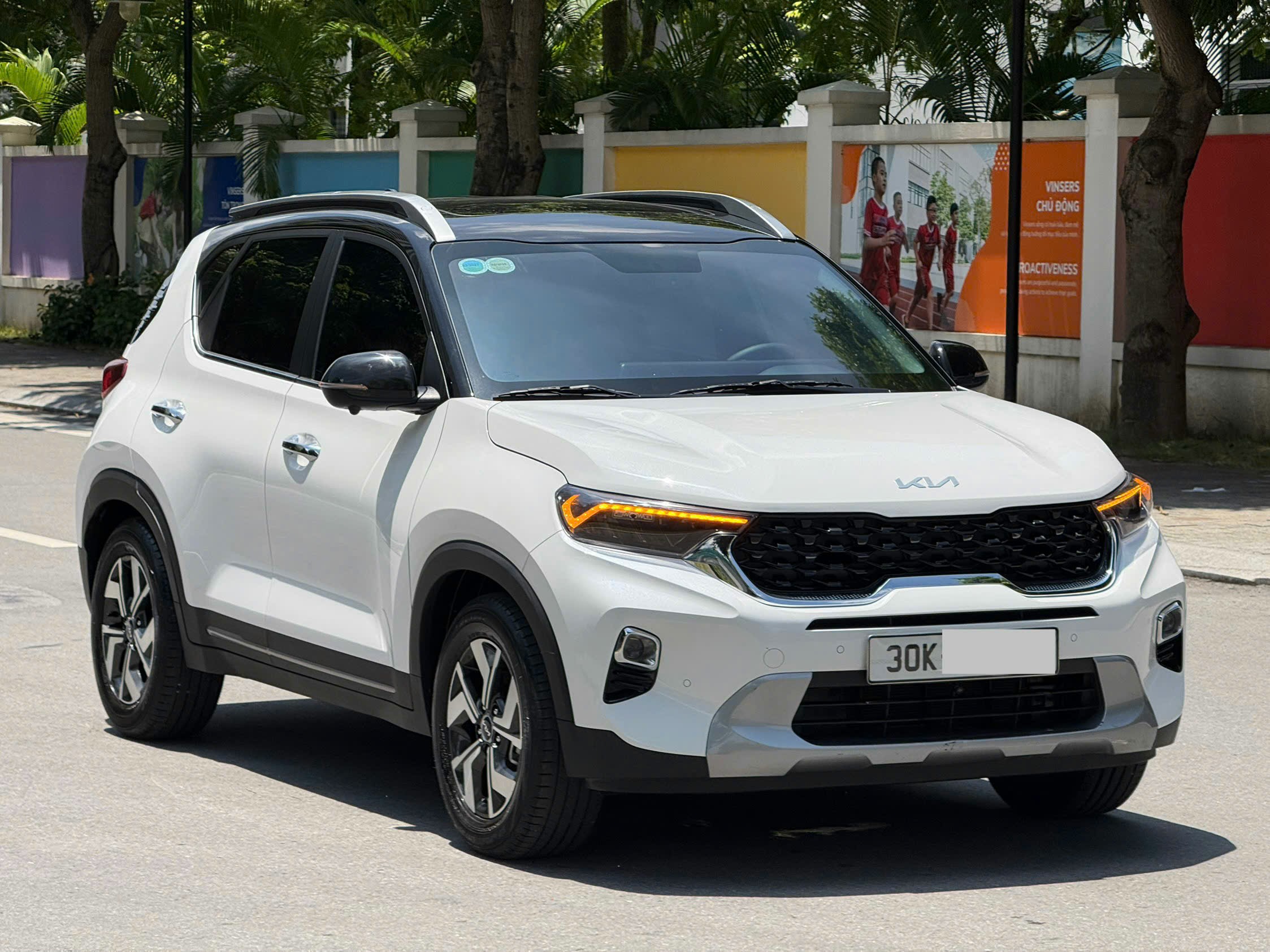 Hình ảnh xe KIA SONET PREMIUM 2024 - 20.000KM