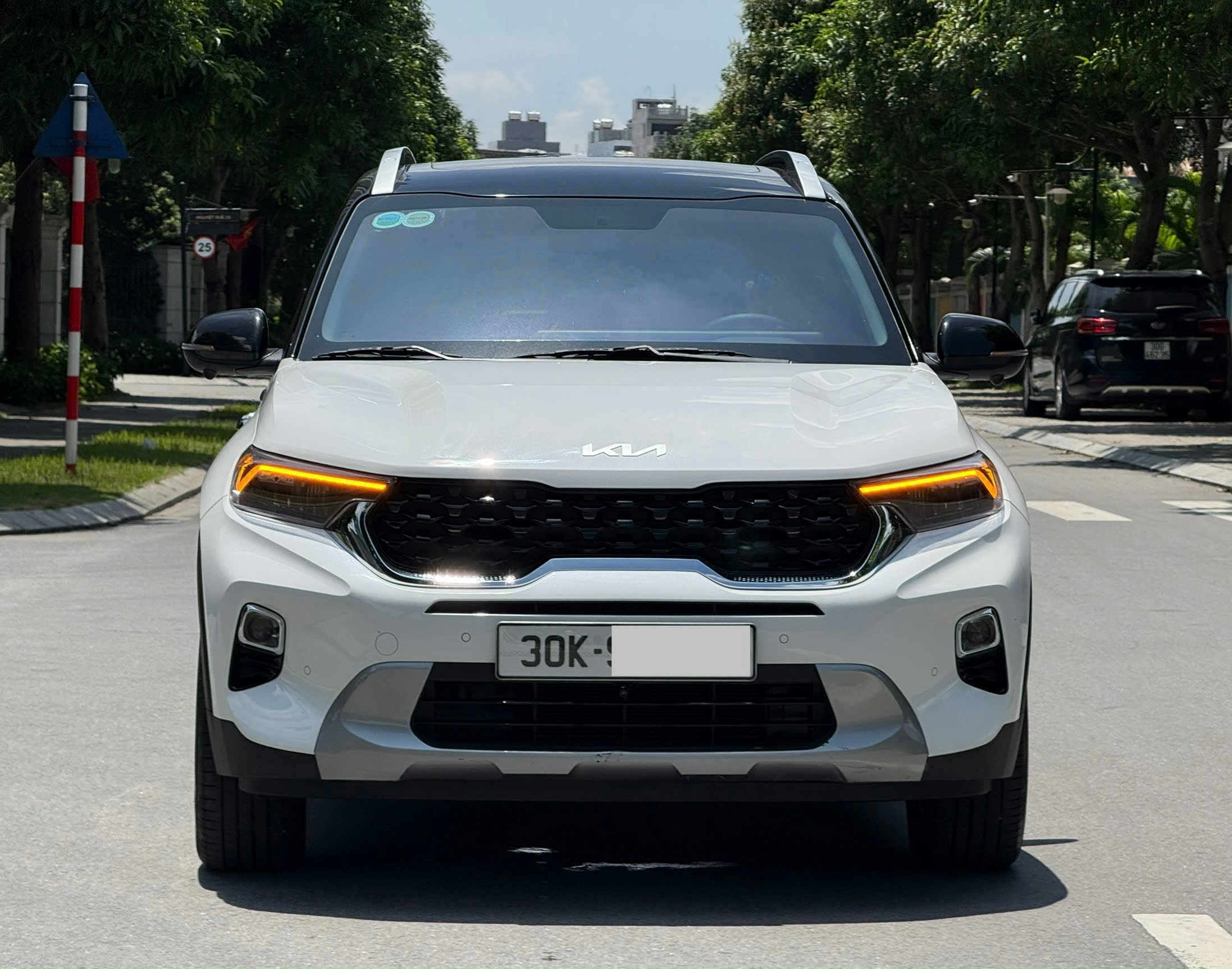 Hình ảnh xe KIA SONET PREMIUM 2024 - 20.000KM