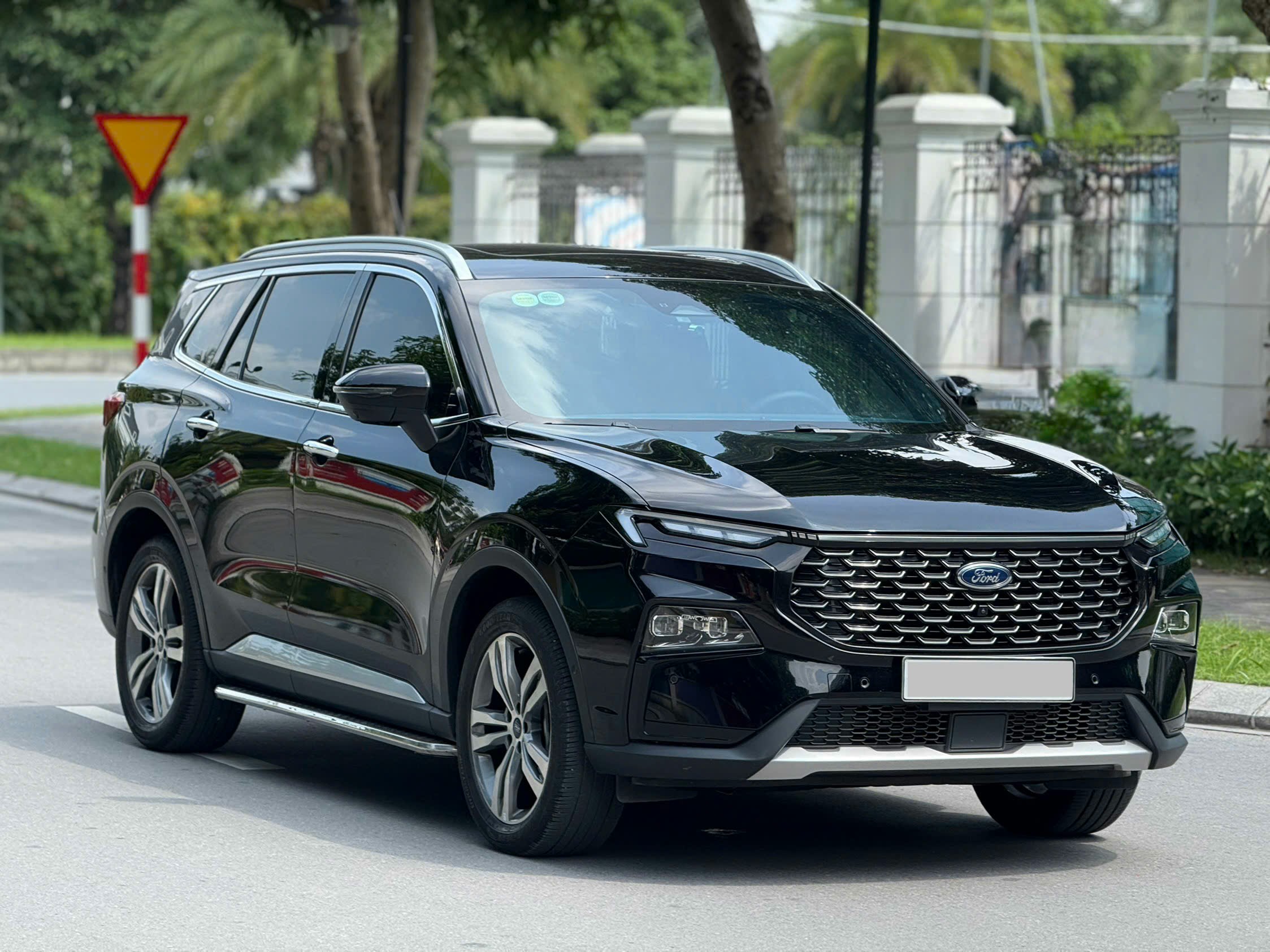 Hình ảnh xe FORD TERRITORY TITANIUM X 2025 - 12.000KM
