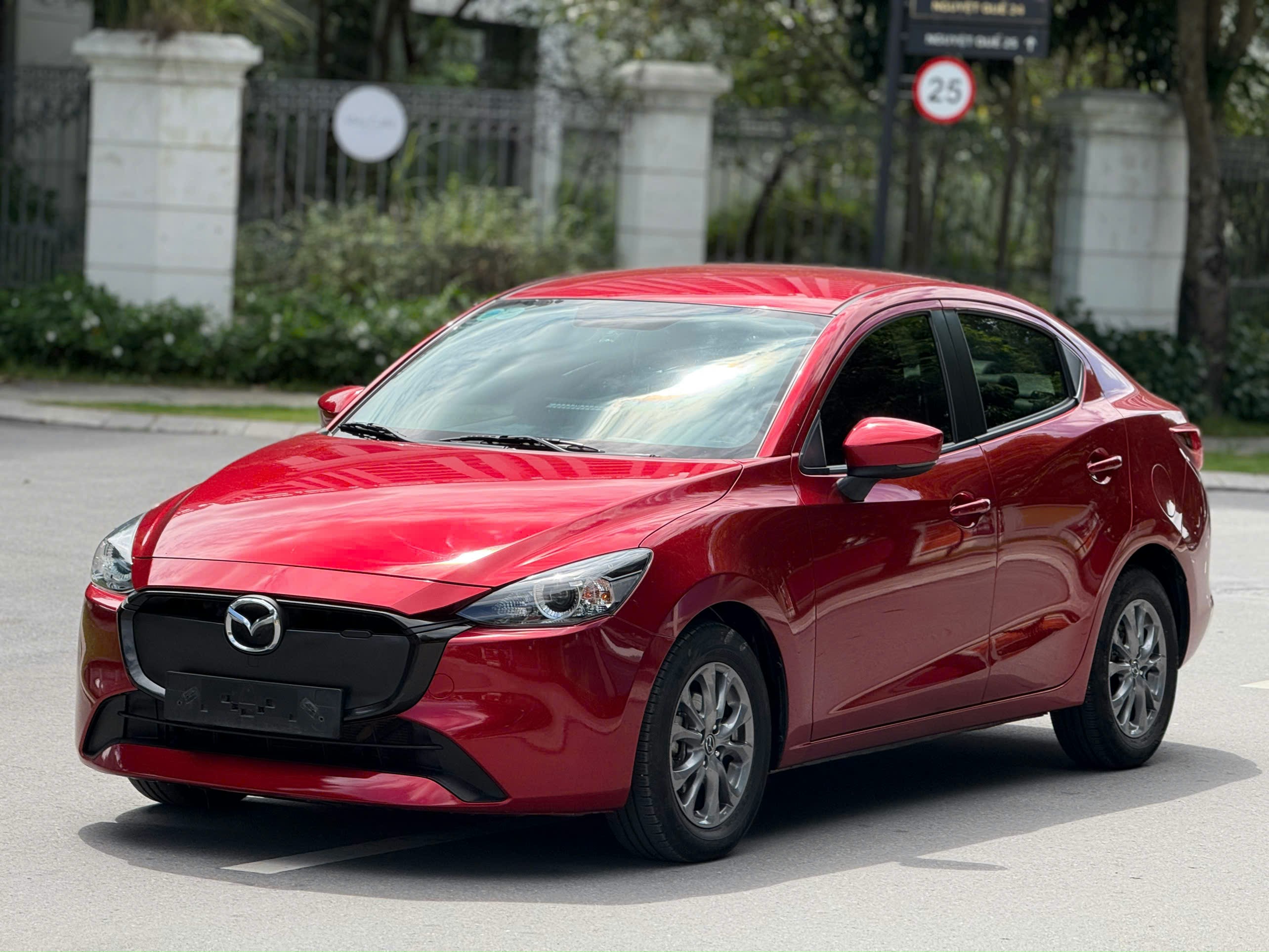Hình ảnh xe MAZDA 2 AT 2024 - 30.000KM