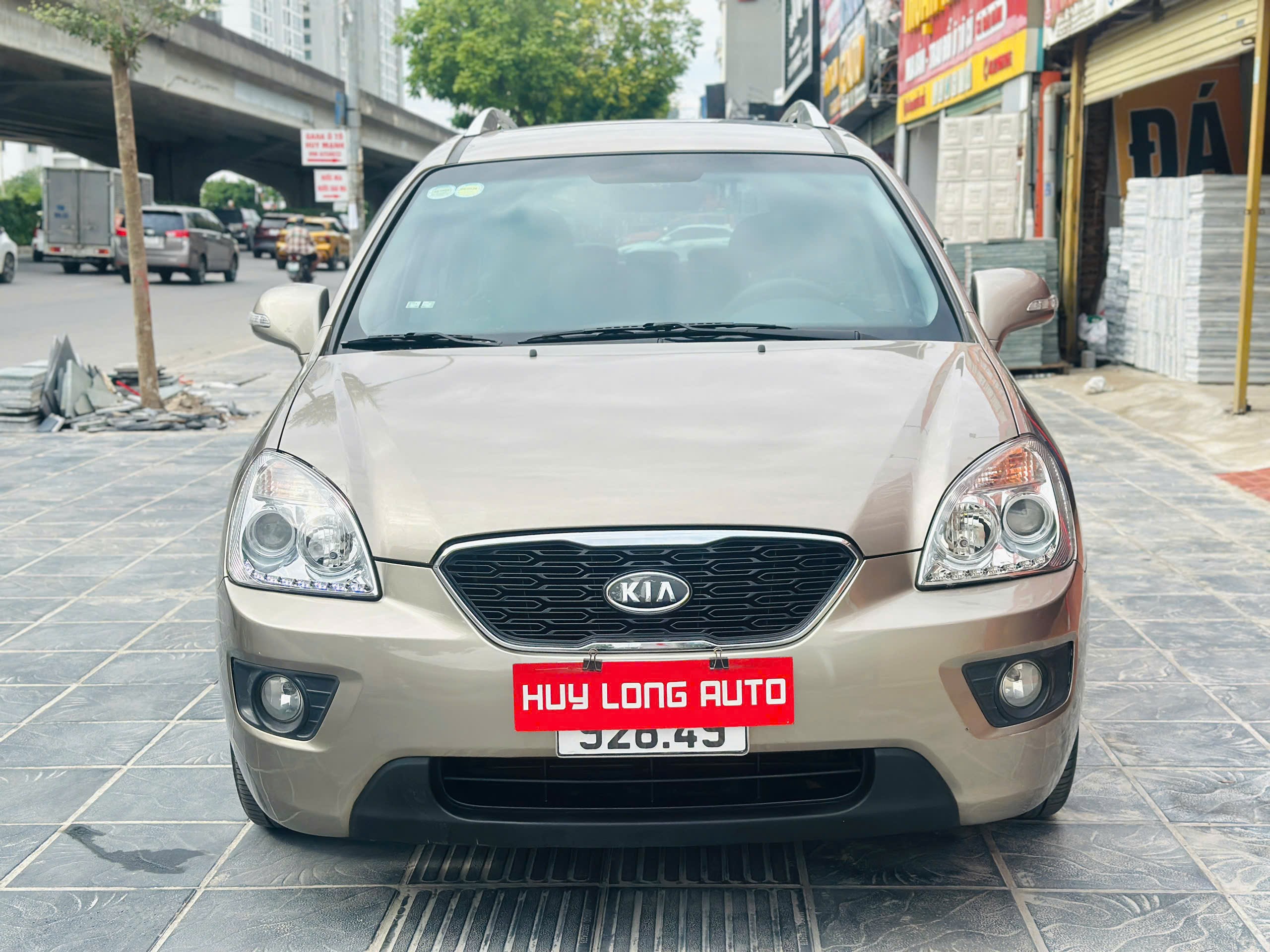 Hình ảnh xe KIA CARENS BASE 2014 - 83.000KM