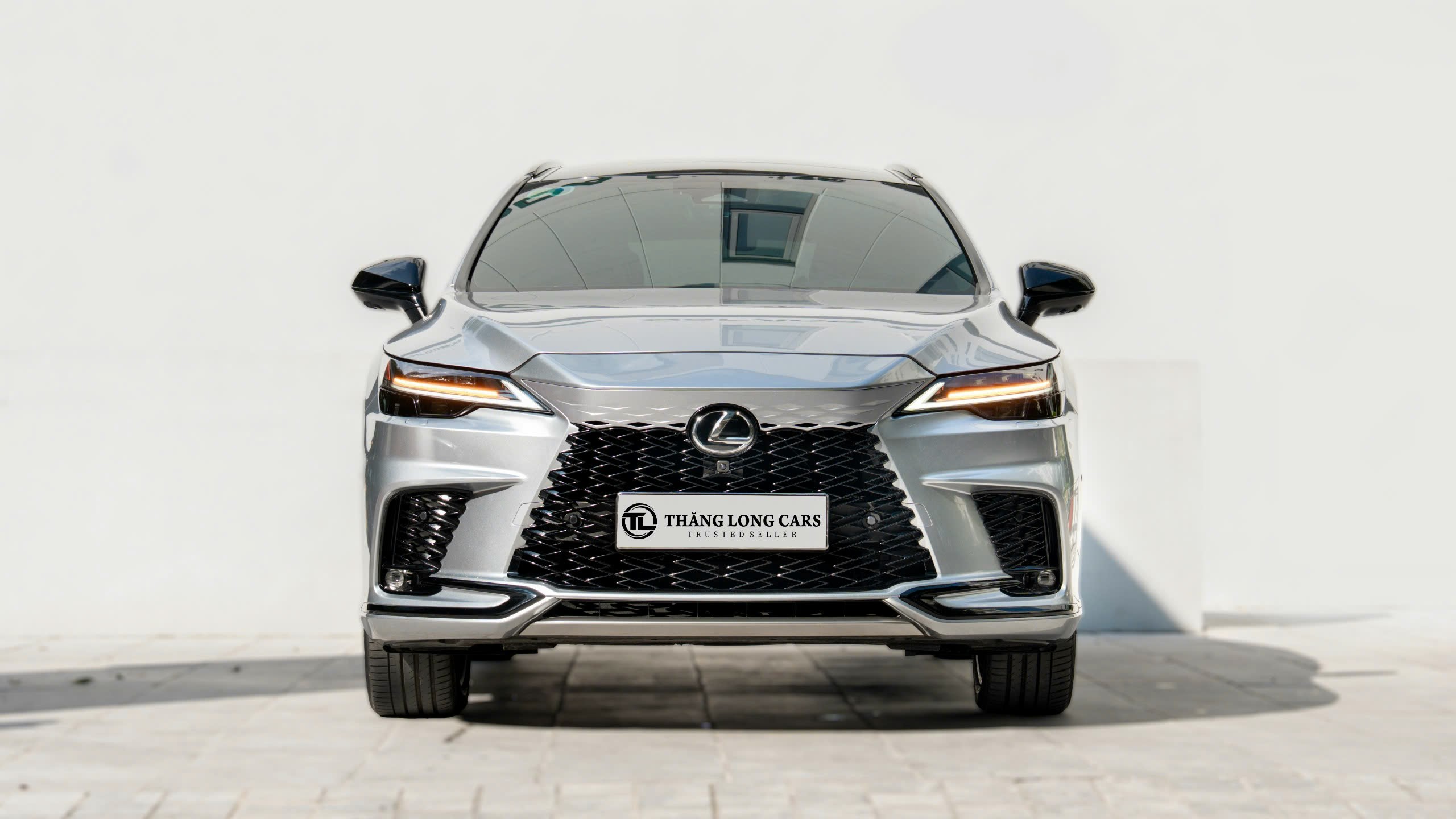 Hình ảnh xe LEXUS RX 500H F SPORT PERFORMANCE 2024 - 21.000KM