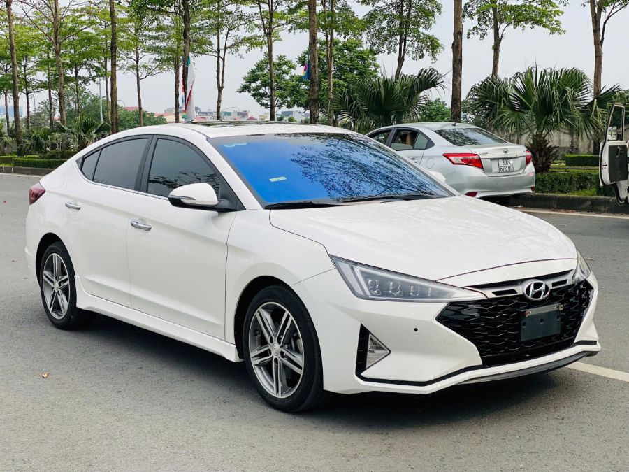 Hình ảnh xe HYUNDAI ELANTRA 1.6 SPORT 2020 - 61.000KM