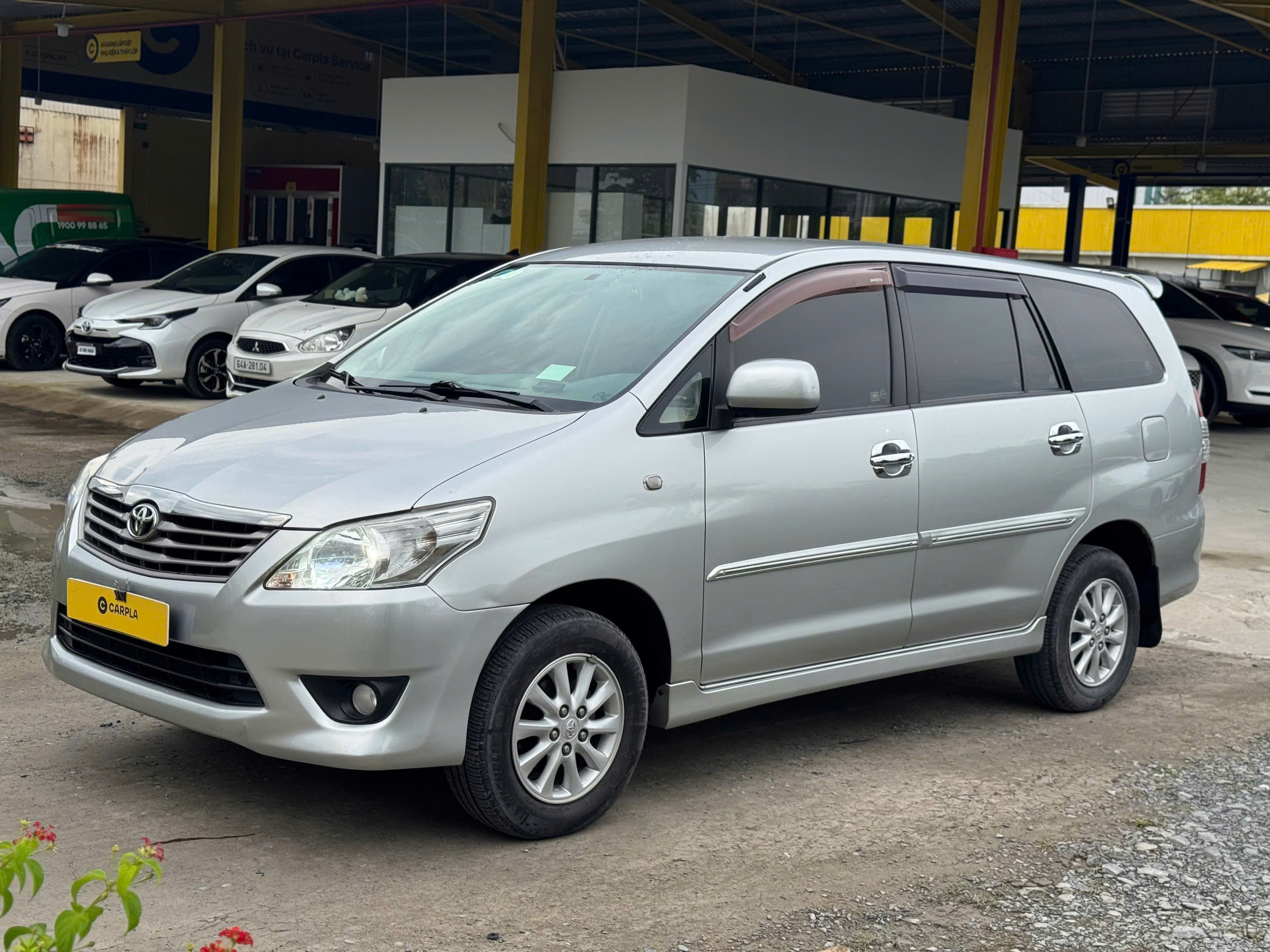 Hình ảnh xe TOYOTA INNOVA 2.0G SỐ TỰ ĐỘNG 2012 - 99.800KM