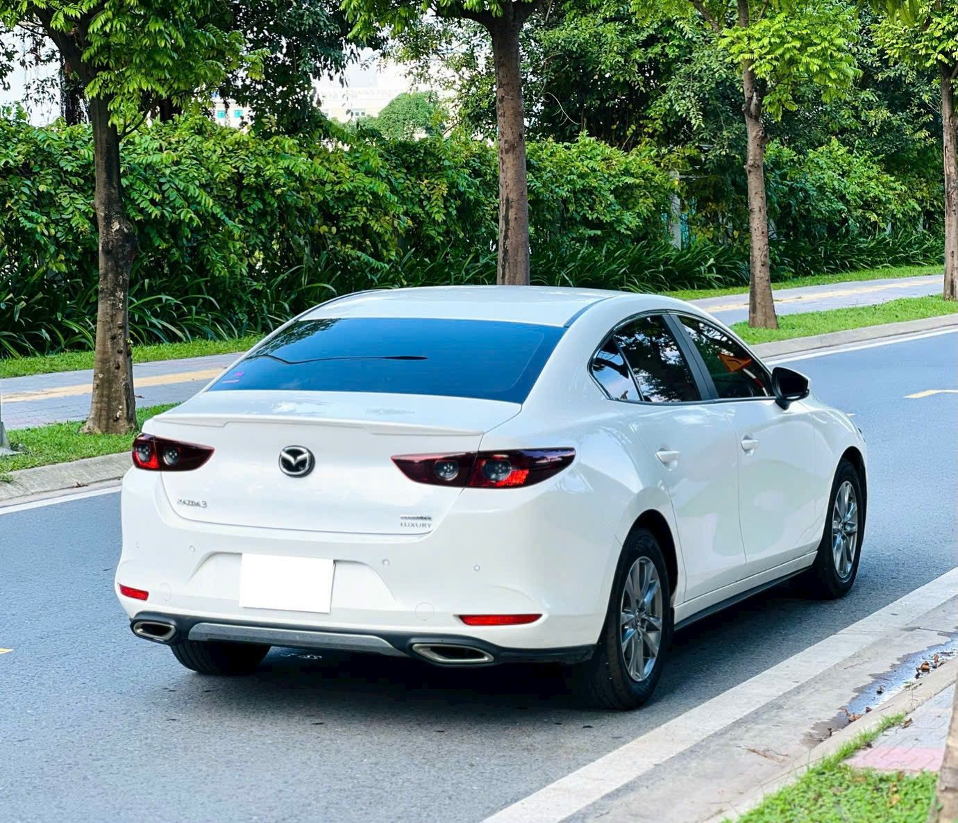 Hình ảnh xe MAZDA 3 LUXURY 2023 - 30.000KM