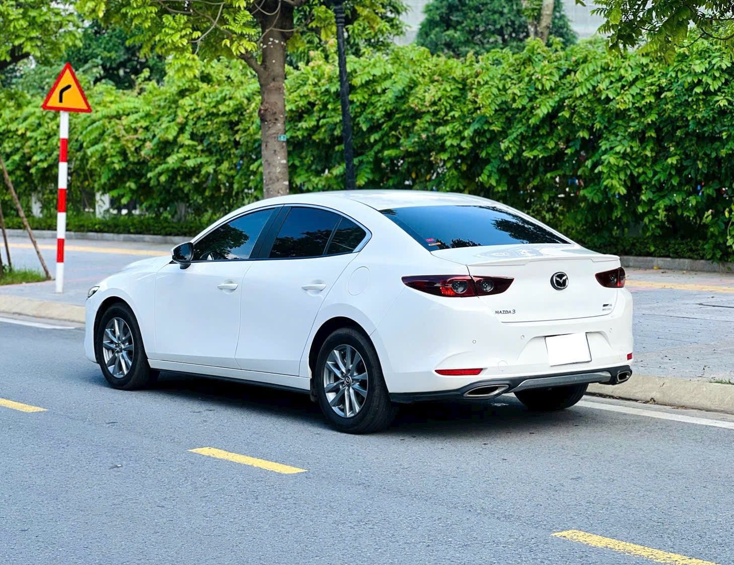 Hình ảnh xe MAZDA 3 LUXURY 2023 - 30.000KM