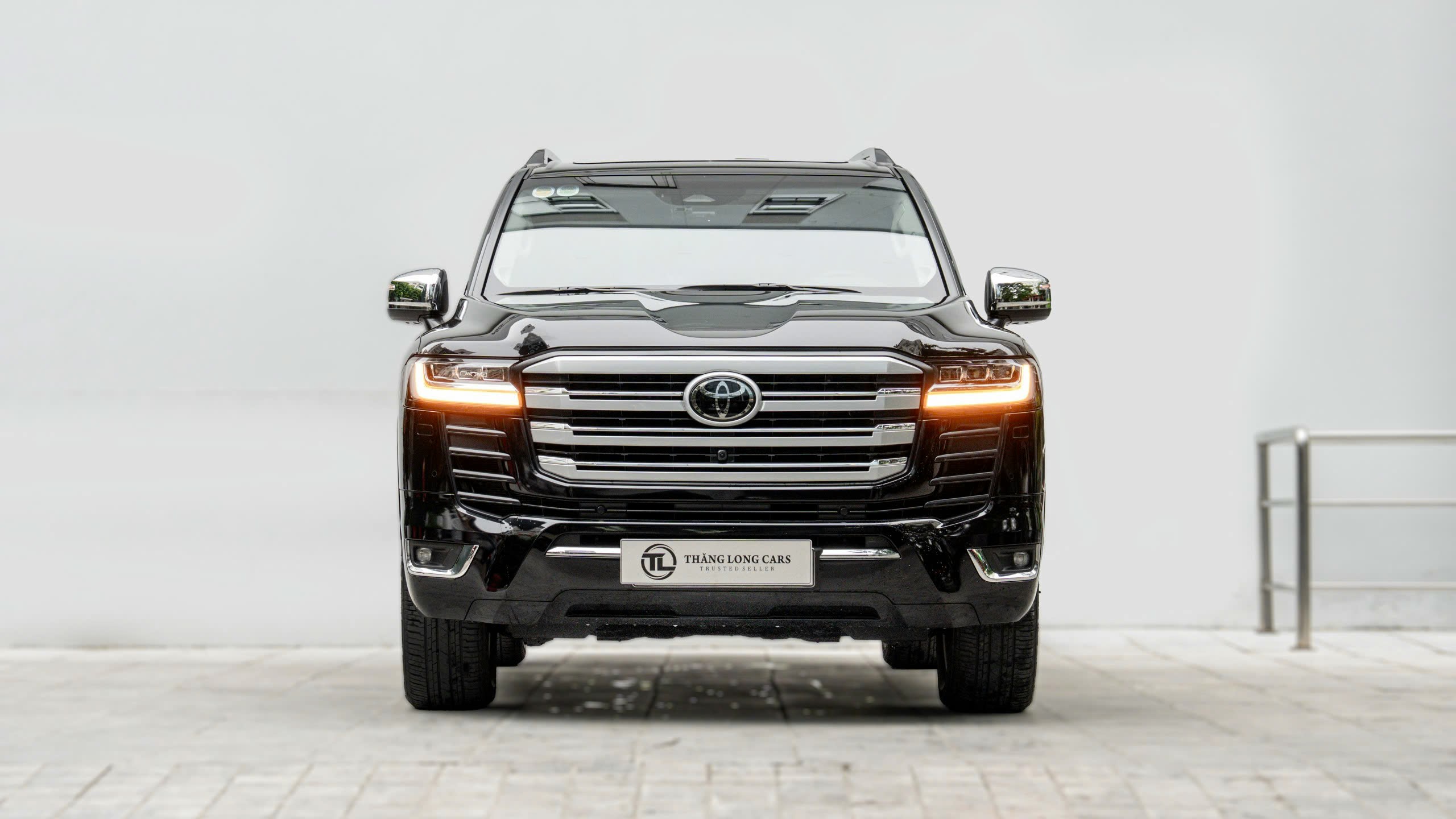 Hình ảnh xe TOYOTA LAND CRUISER LC 300 2025 - 3.000KM