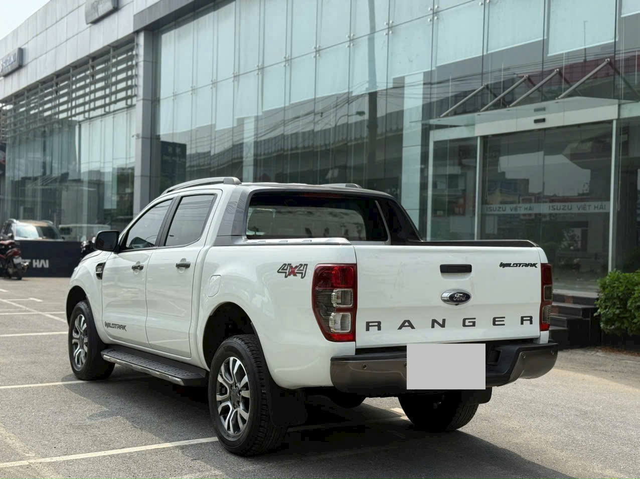 Hình ảnh xe FORD RANGER WILDTRAK 3.2L 4X4 AT 2017 - 120.000KM