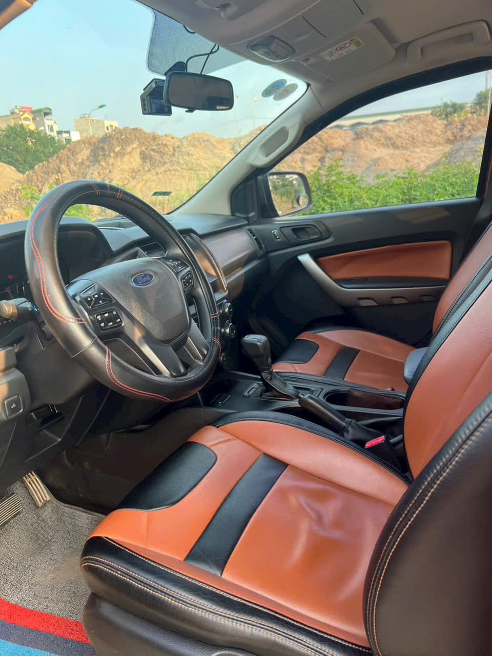 Hình ảnh xe FORD RANGER XLS 2.2L 4X2 AT 2022 - 90.000KM