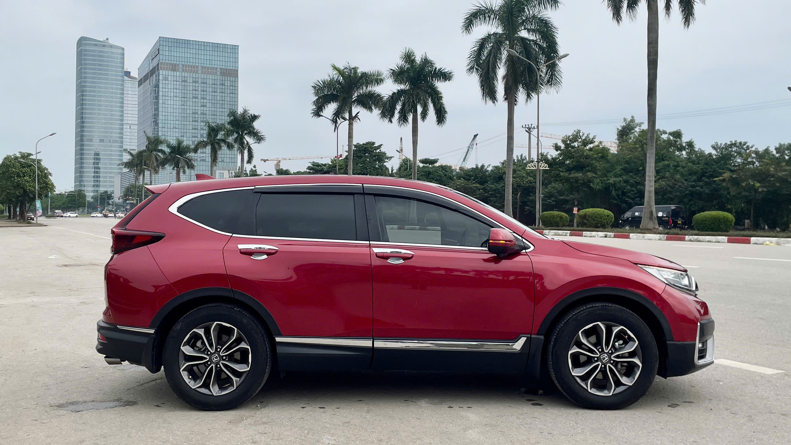 Hình ảnh xe HONDA CR-V L 2020 ĐỎ - 21,000KM