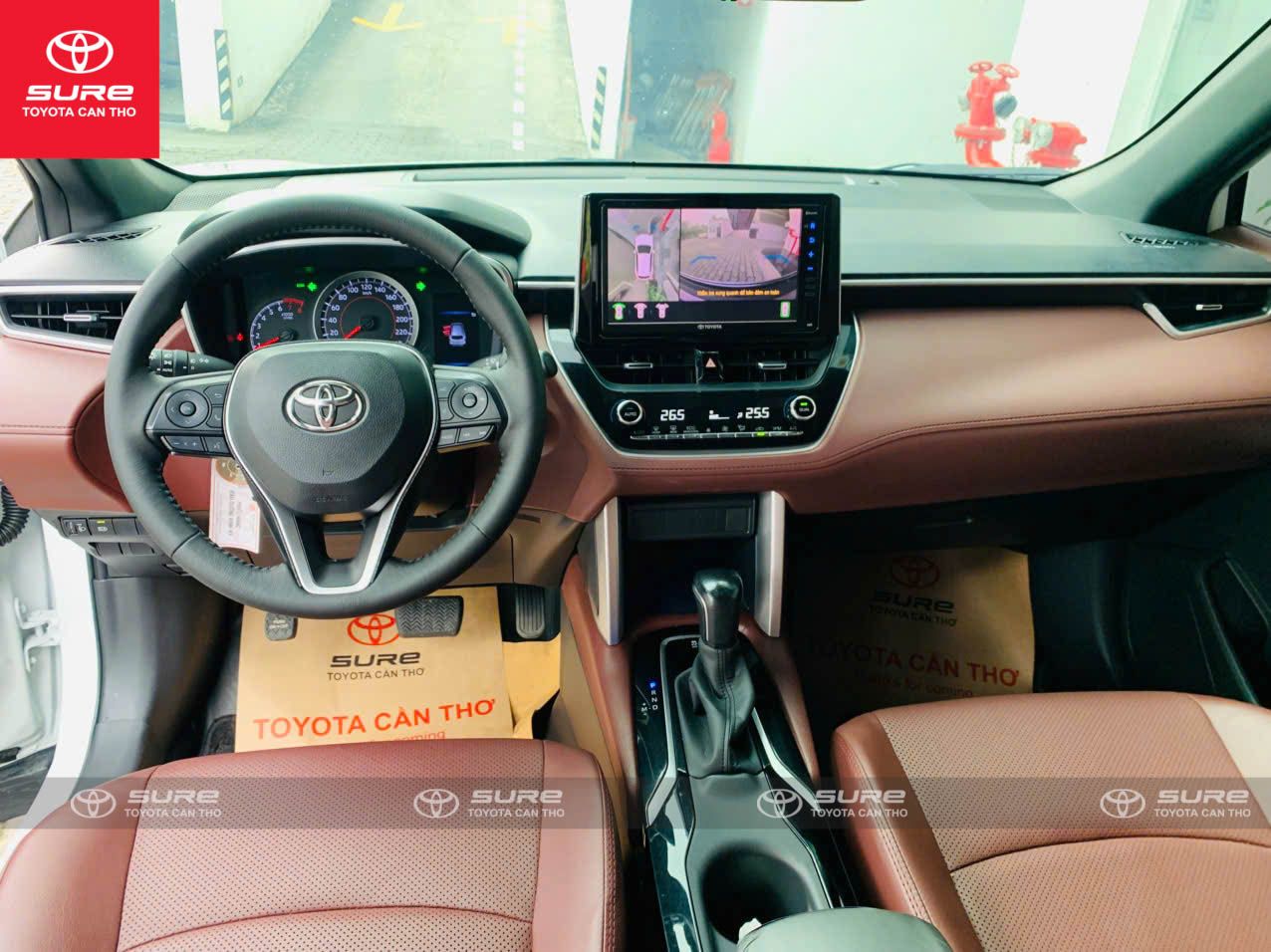 Hình ảnh xe TOYOTA COROLLA CROSS 1.8V (CVT) 2020 - 62,000KM