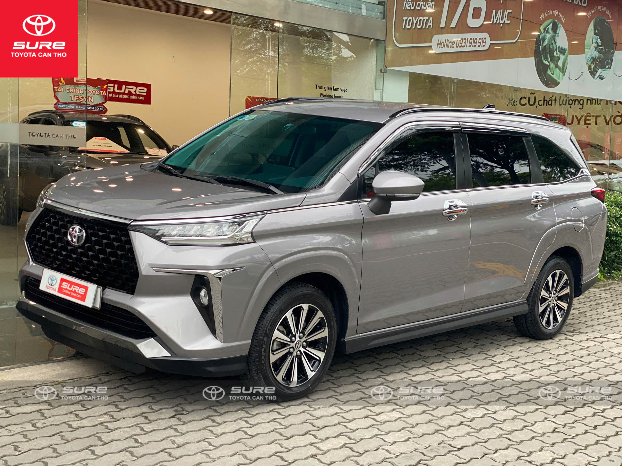 Hình ảnh xe TOYOTA VELOZ CROSS (CVT) 2024 - 47,000KM