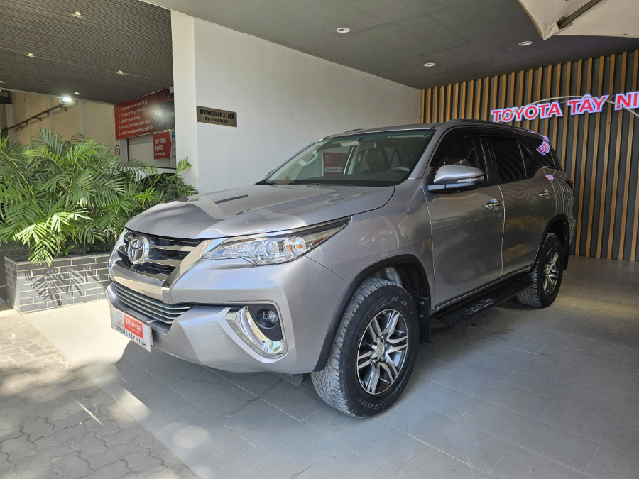 Hình ảnh xe TOYOTA FORTUNER 2.4 AT 2019 - ODO : 83,587 km