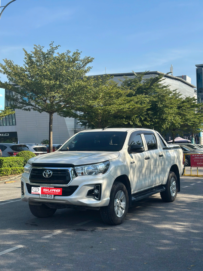 Hình ảnh xe TOYOTA HILUX 2019 - 52.000KM
