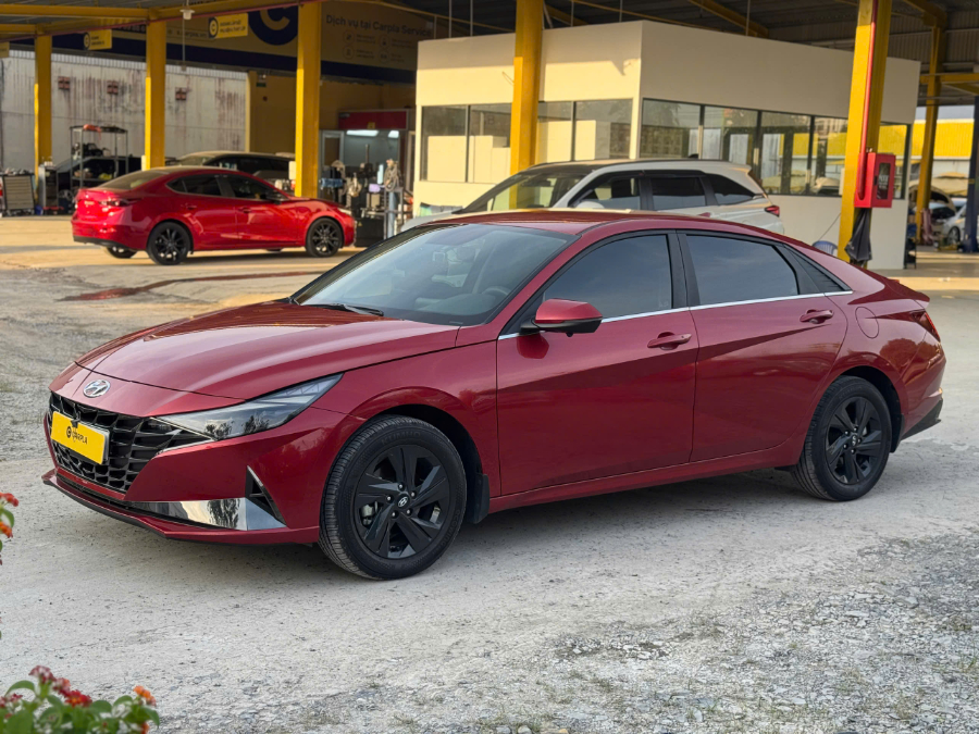 Hình ảnh xe HYUNDAI ELANTRA 1.6 ĐẶC BIỆT 2023 - 9.500KM