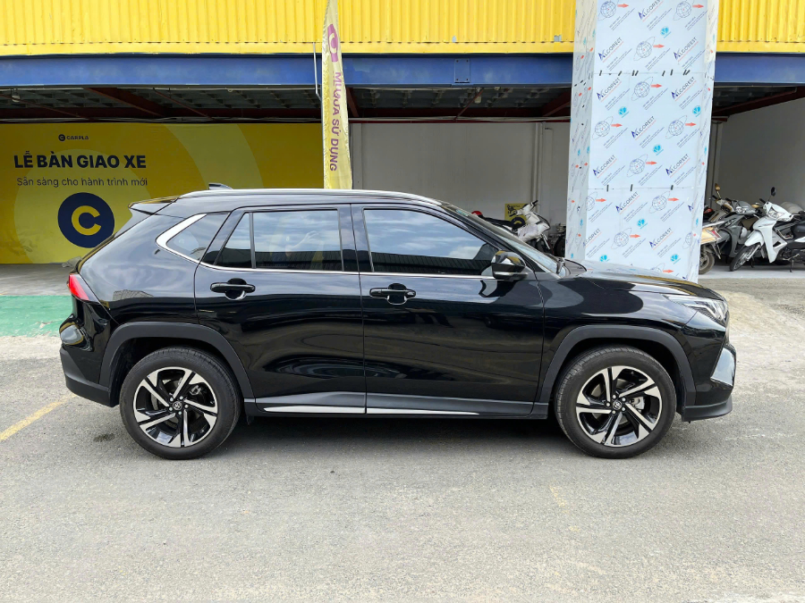 Hình ảnh xe TOYOTA YARIS CROSS 2024 - 8.000KM