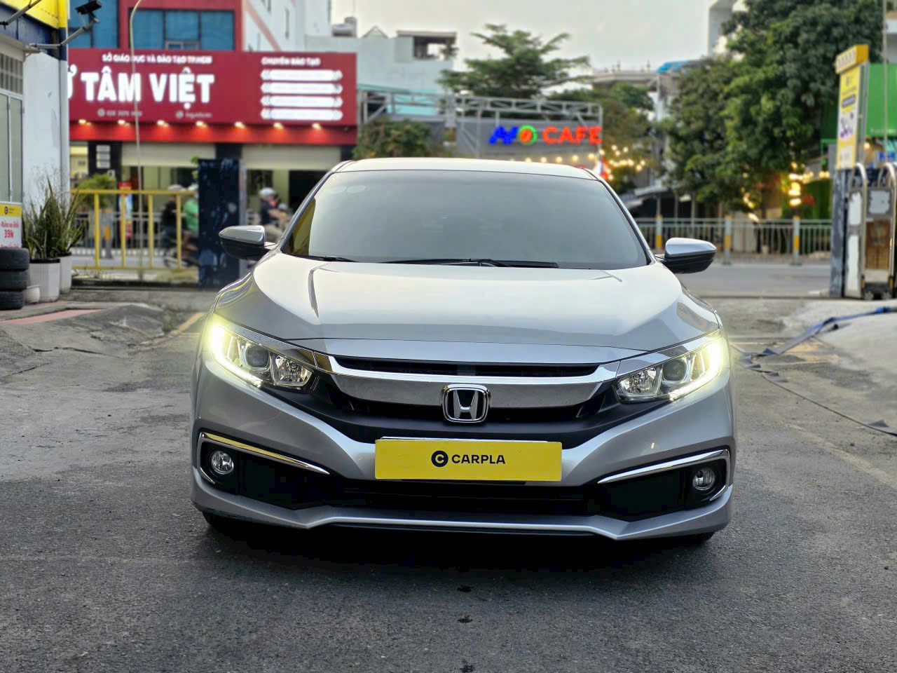 Hình ảnh xe HONDA CIVIC 2019 - 28.000KM