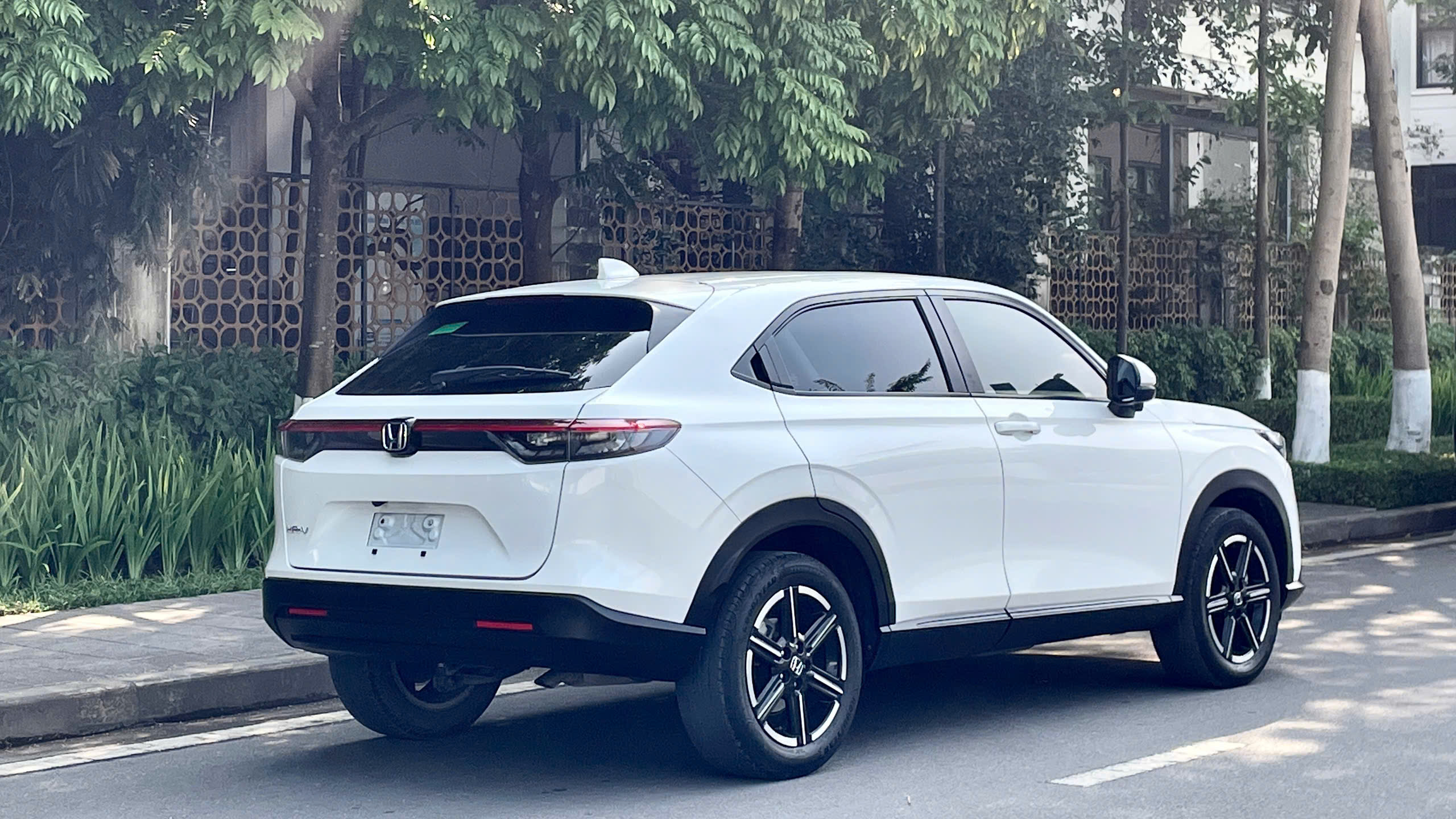 Hình ảnh xe HONDA HR-V G 2022 TRẮNG - 64,000KM