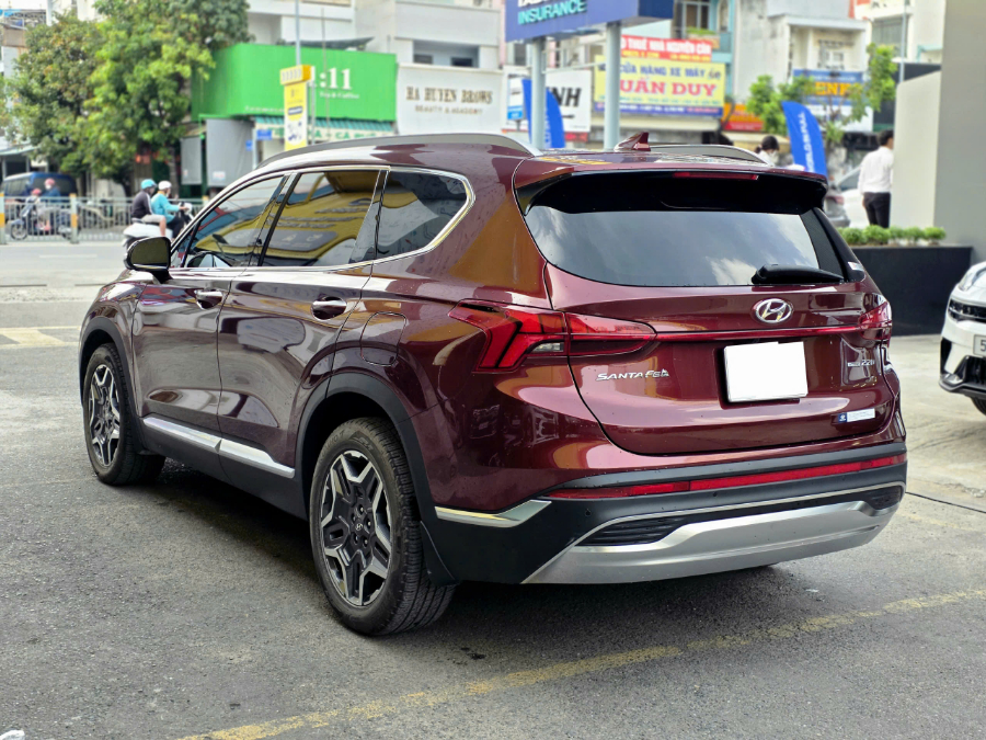 Hình ảnh xe HYUNDAI SANTA FE 2023 - 11.500KM