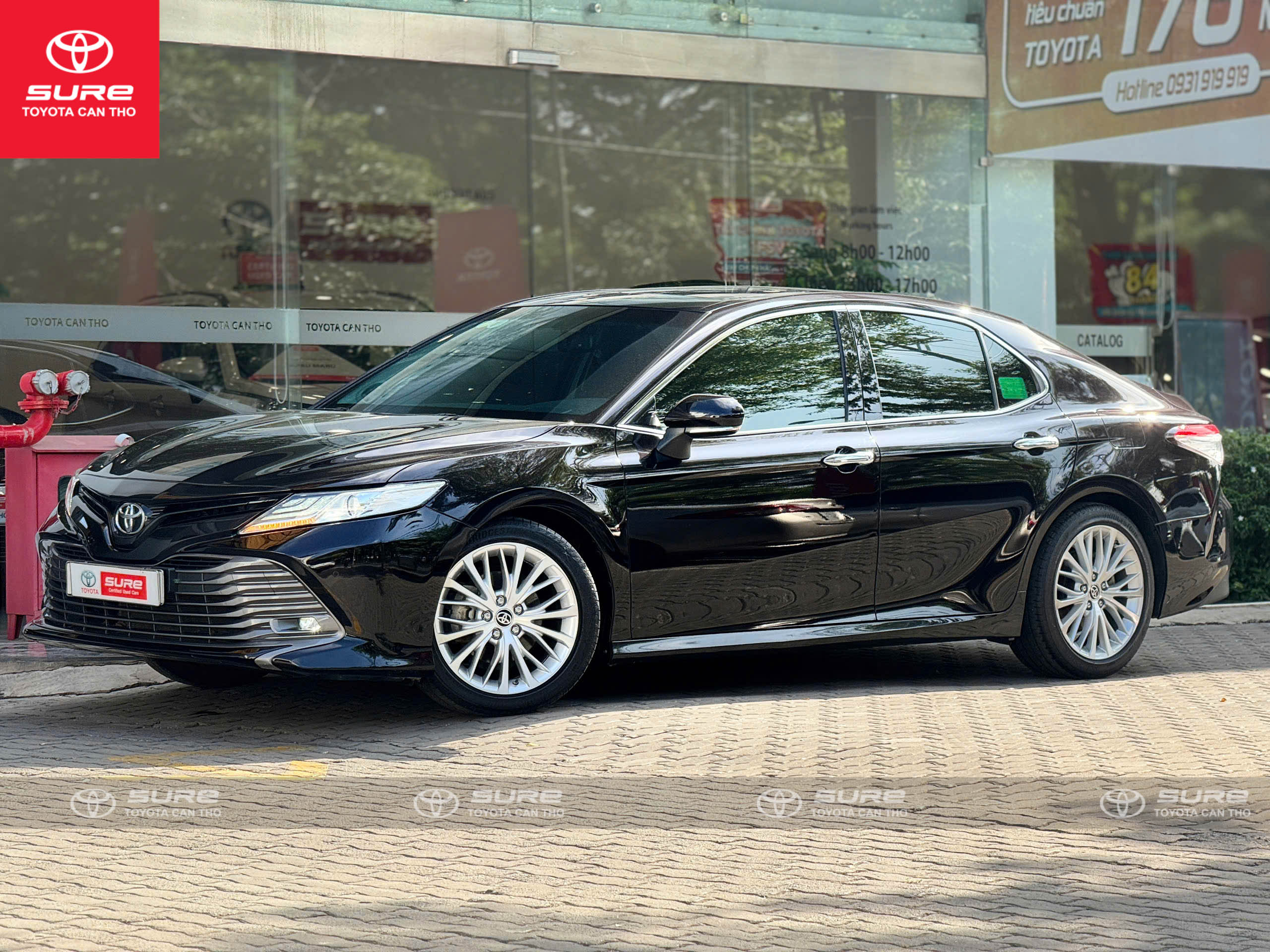 Hình ảnh xe TOYOTA CAMRY 2021 - 64,000KM