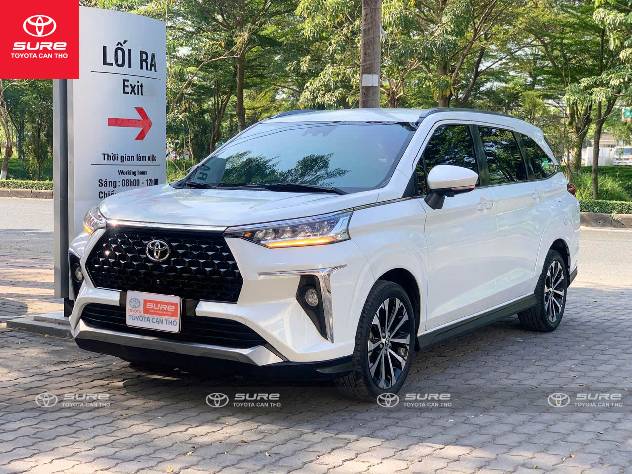 Hình ảnh xe TOYOTA VELOZ CROSS 2022 - 90,000KM