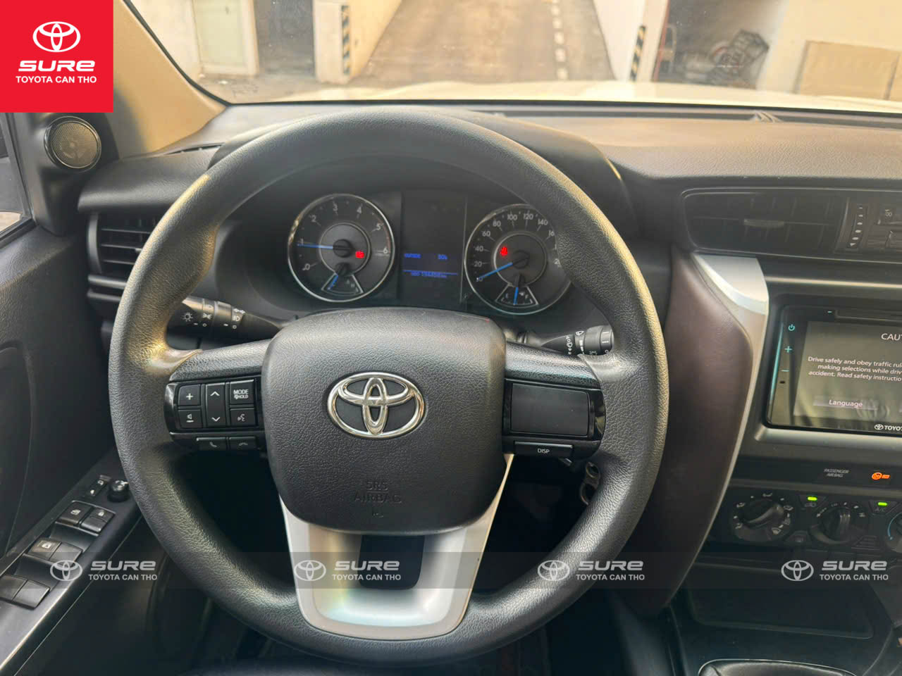 Hình ảnh xe TOYOTA FORTUNER 2019 - 198,000KM