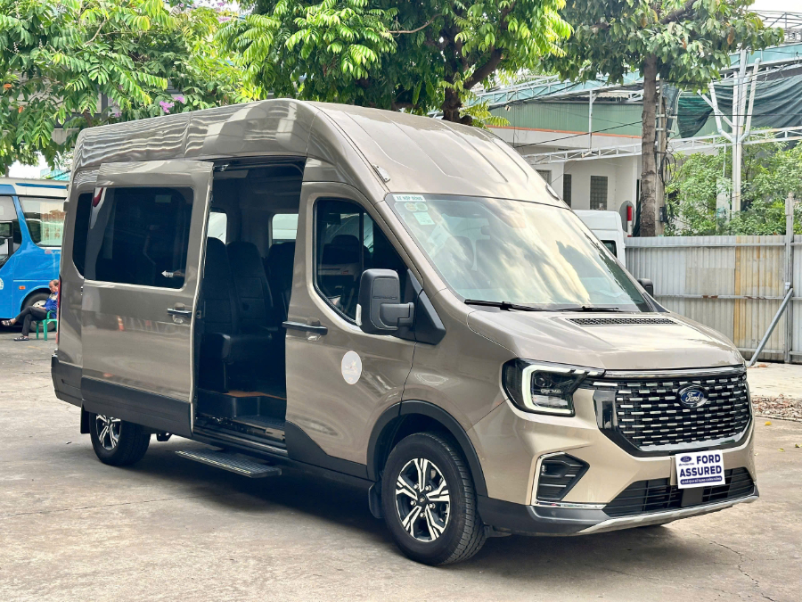 Hình ảnh xe FORD TRANSIT 2024 - 26,000KM