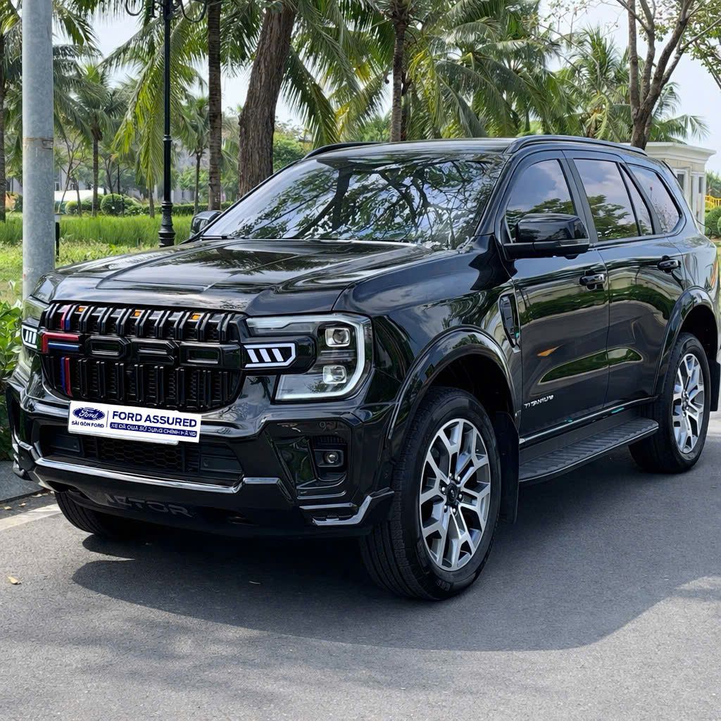Hình ảnh xe FORD EVEREST 2025 - 6,400KM
