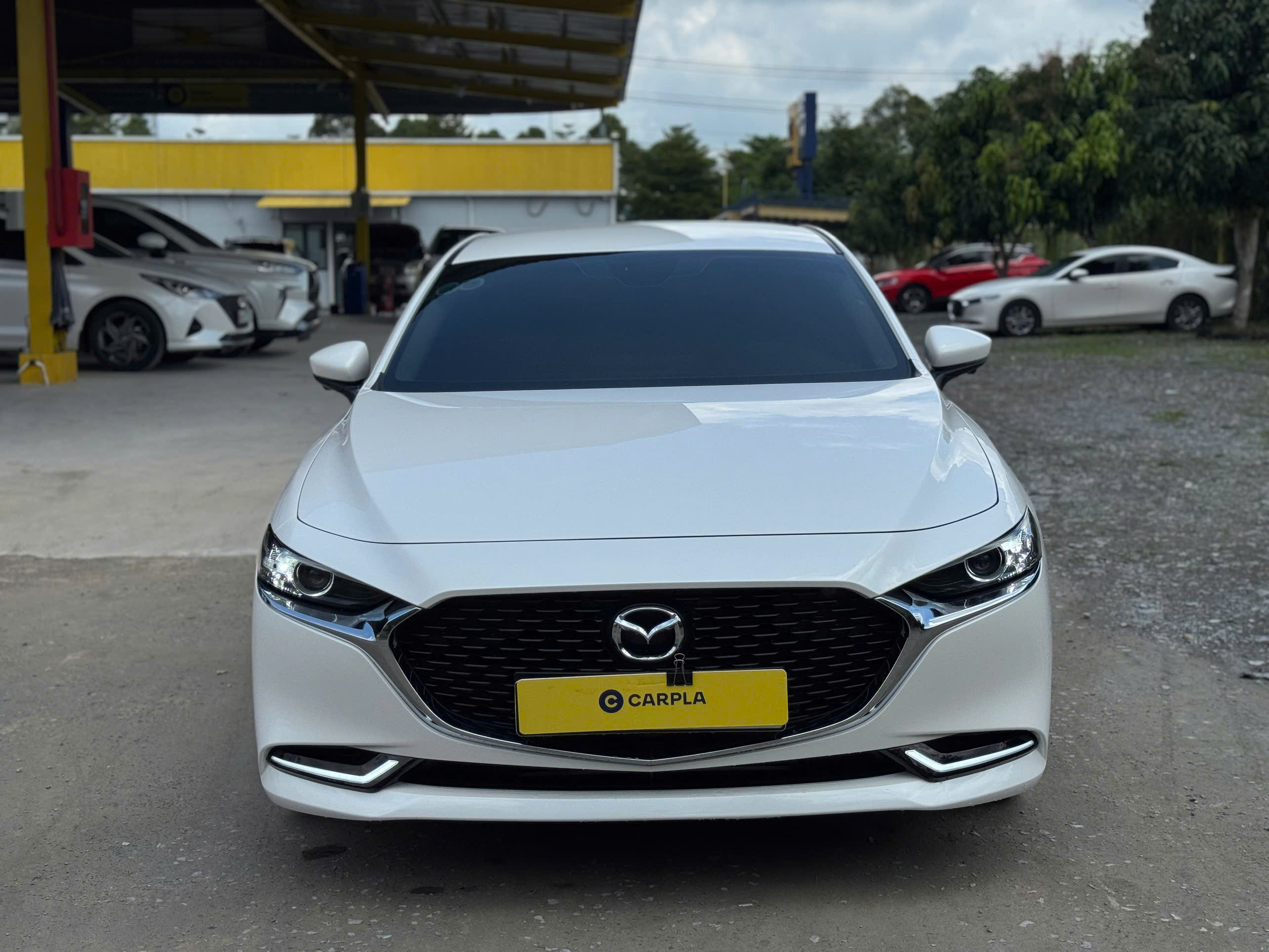 Hình ảnh xe MAZDA 3 LUXURY 2024 - 10.600KM