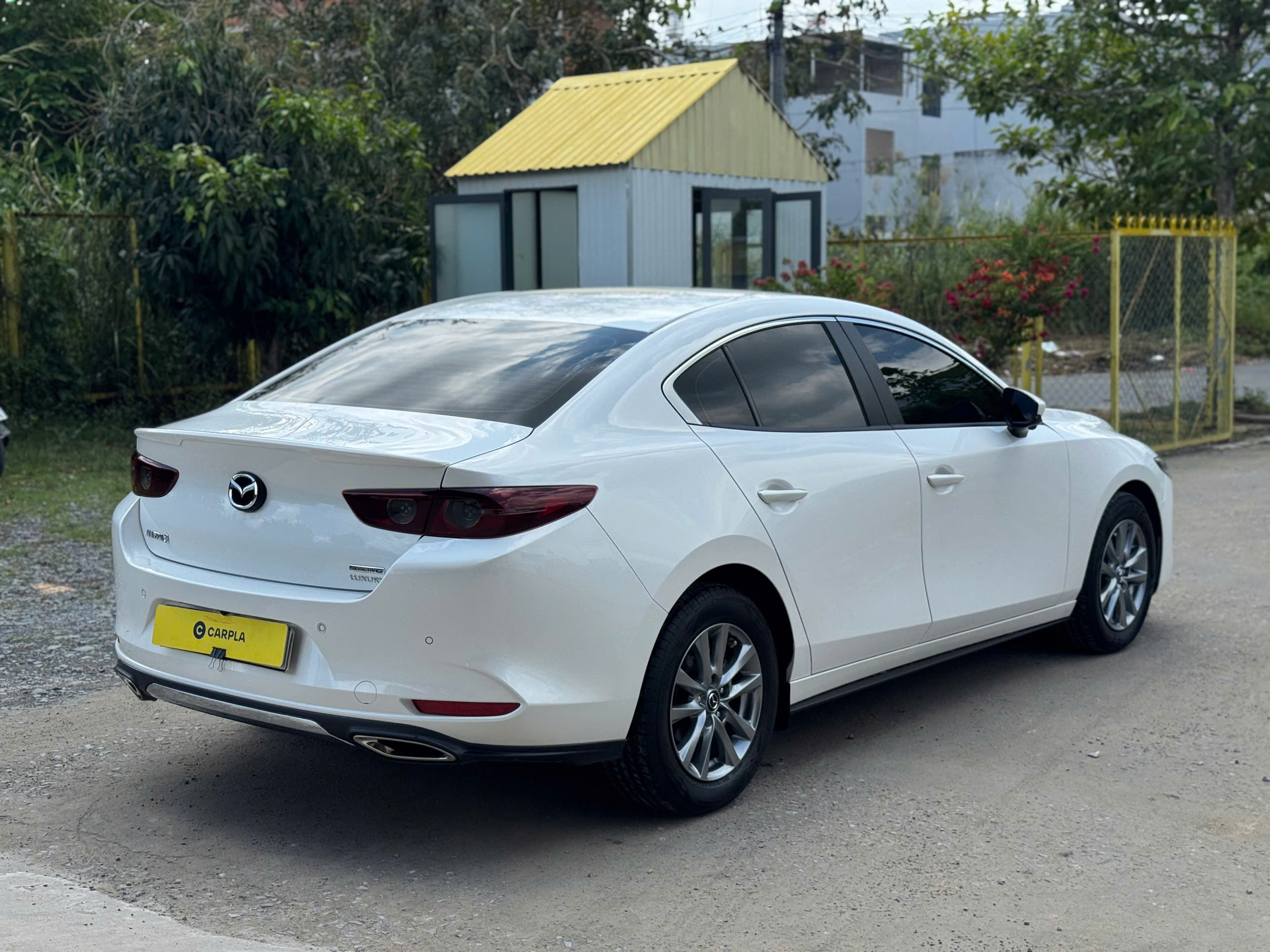 Hình ảnh xe MAZDA 3 LUXURY 2024 - 10.600KM