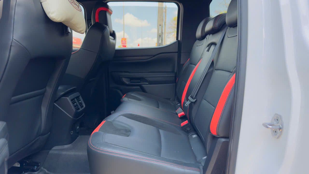 Hình ảnh xe FORD RANGER 2024 - 14,700KM