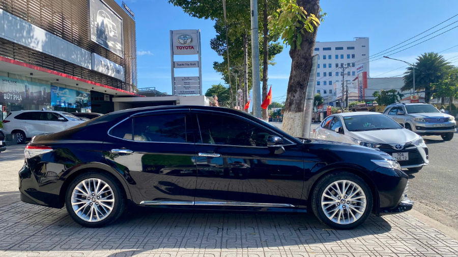 Hình ảnh xe TOYOTA CAMRY 2020 - 63.268KM