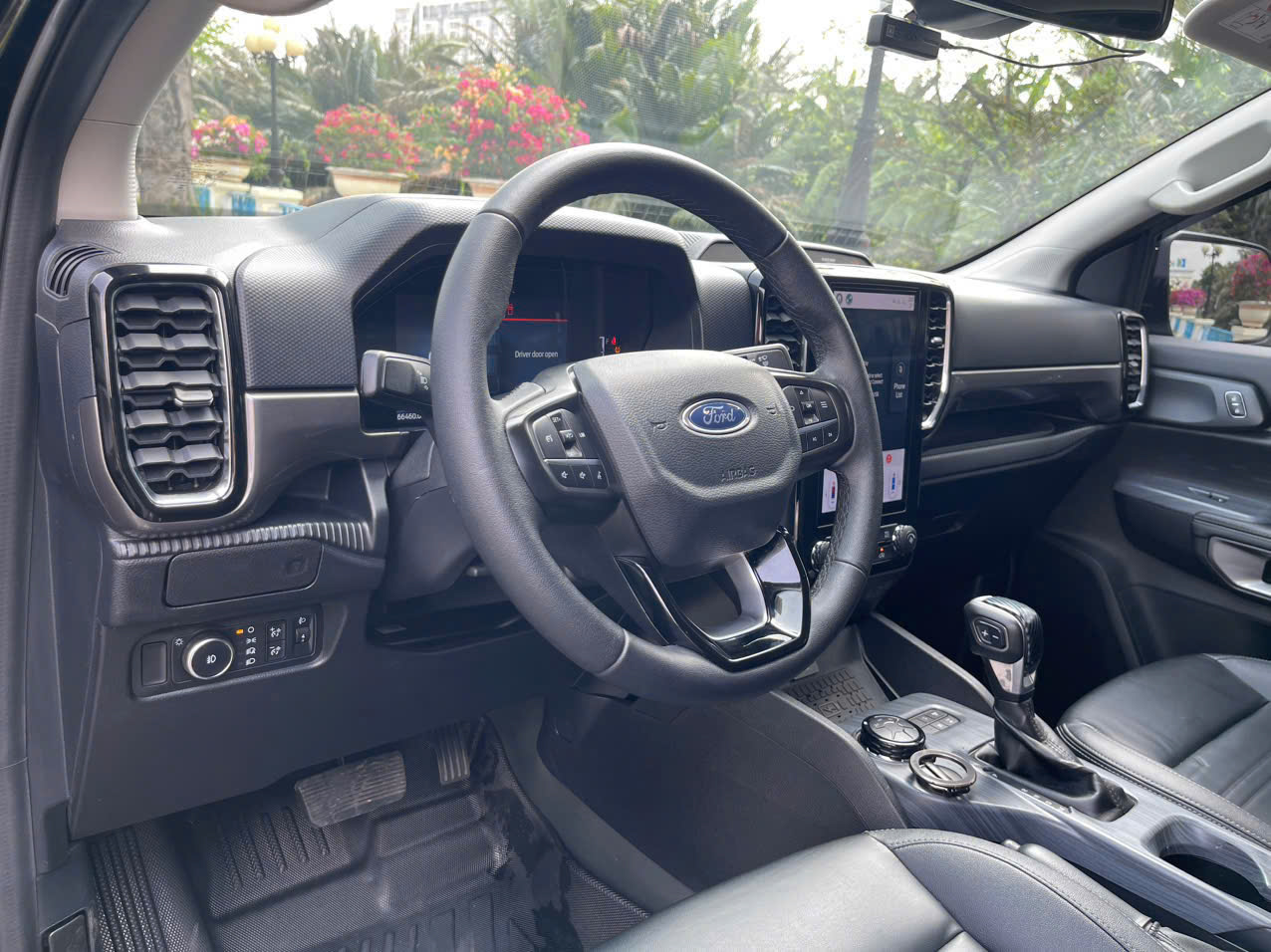 Hình ảnh xe FORD RANGER 2022 - 66,000KM