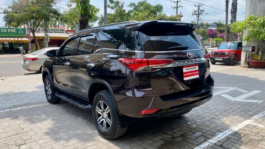 Hình ảnh xe TOYOTA FORTUNER 2020 - 115,671KM
