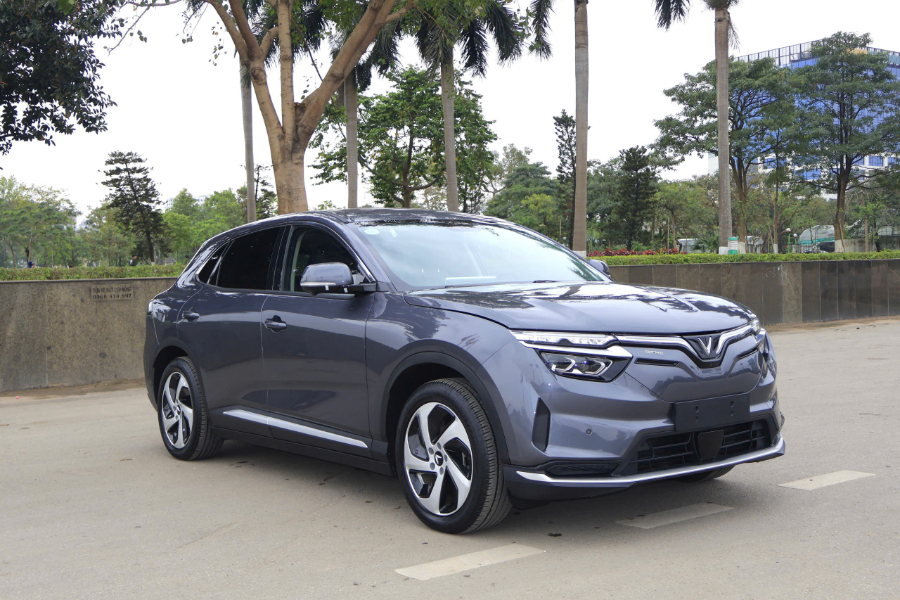 Hình ảnh xe VINFAST VF8 2024 - 13,602KM