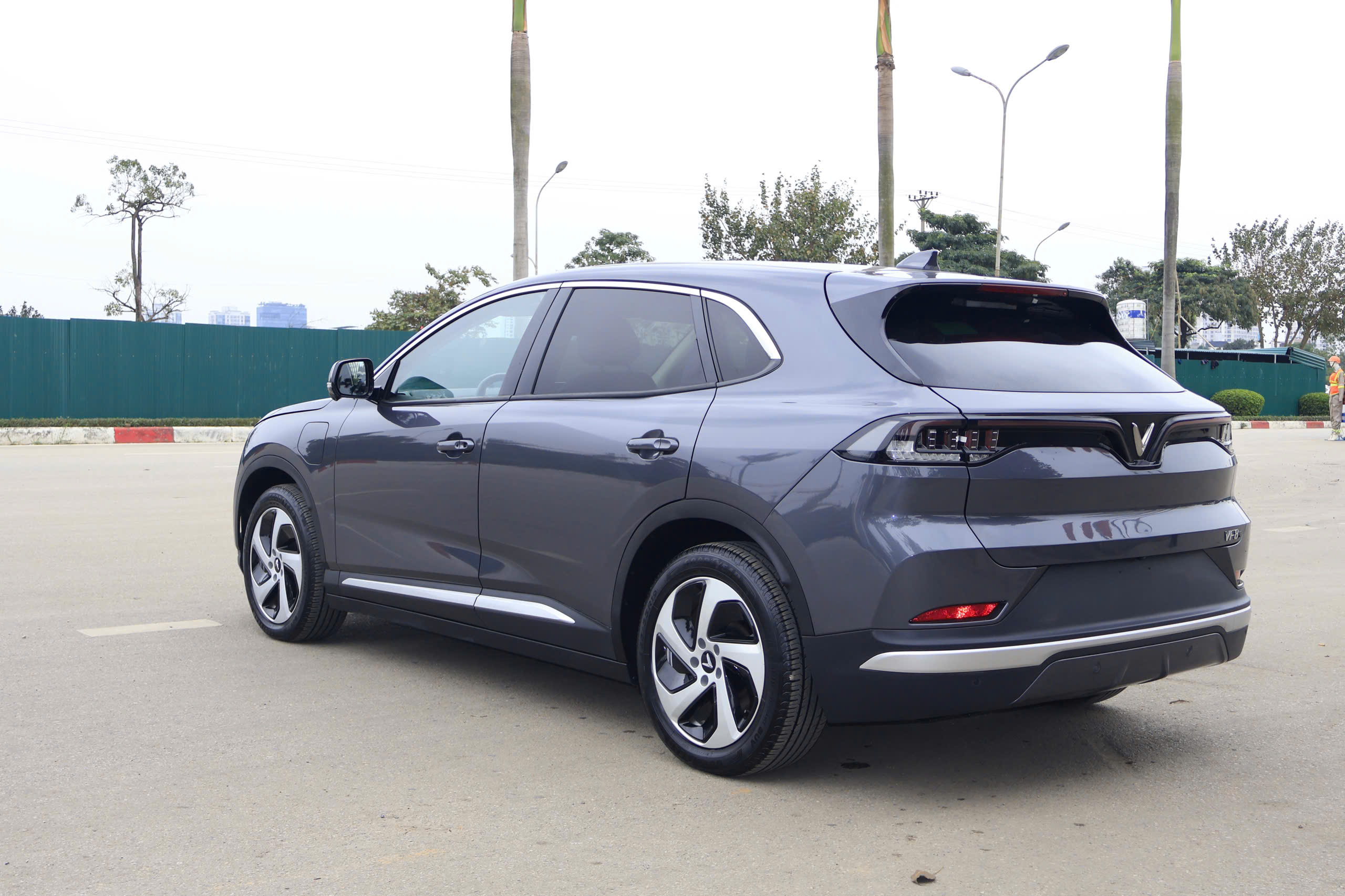 Hình ảnh xe VINFAST VF8 2024 - 13,602KM