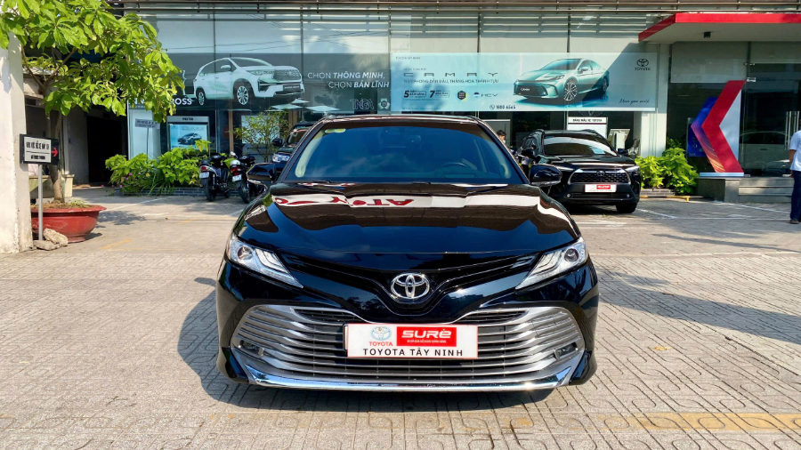 Hình ảnh xe TOYOTA CAMRY 2019 - 29,431KM