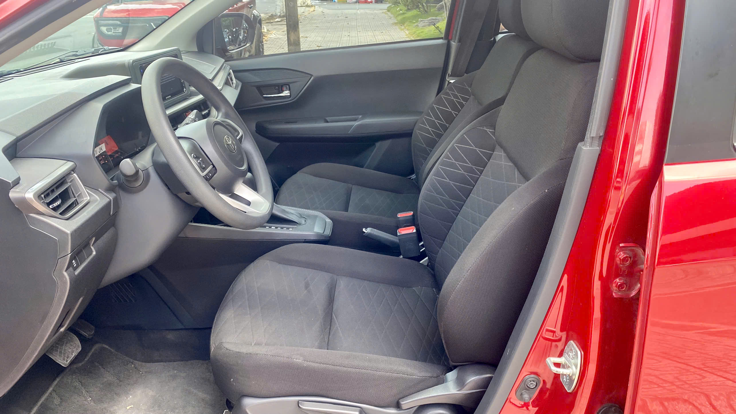 Hình ảnh xe TOYOTA WIGO 2024 - 37,635KM
