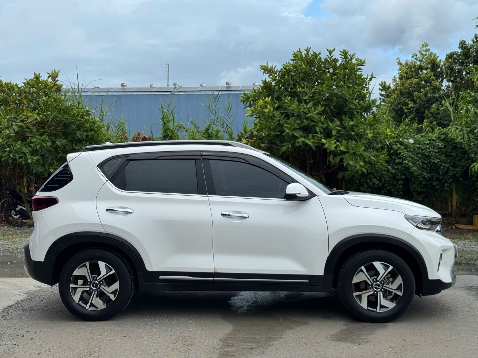 Hình ảnh xe KIA SONET LUXURY 2022 - 22.000KM