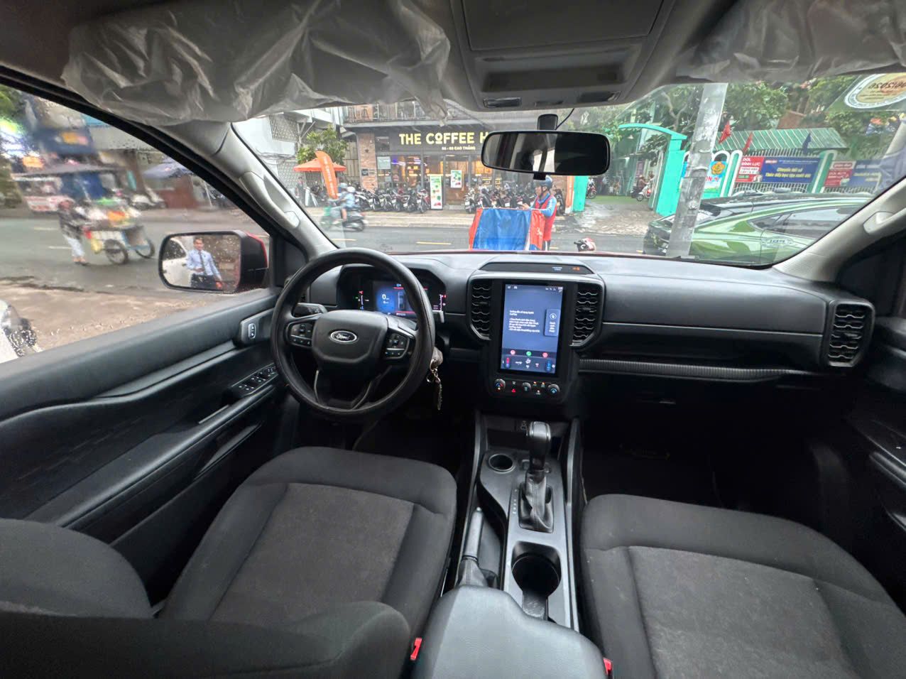 Hình ảnh xe FORD RANGER 2025 - 11,900KM